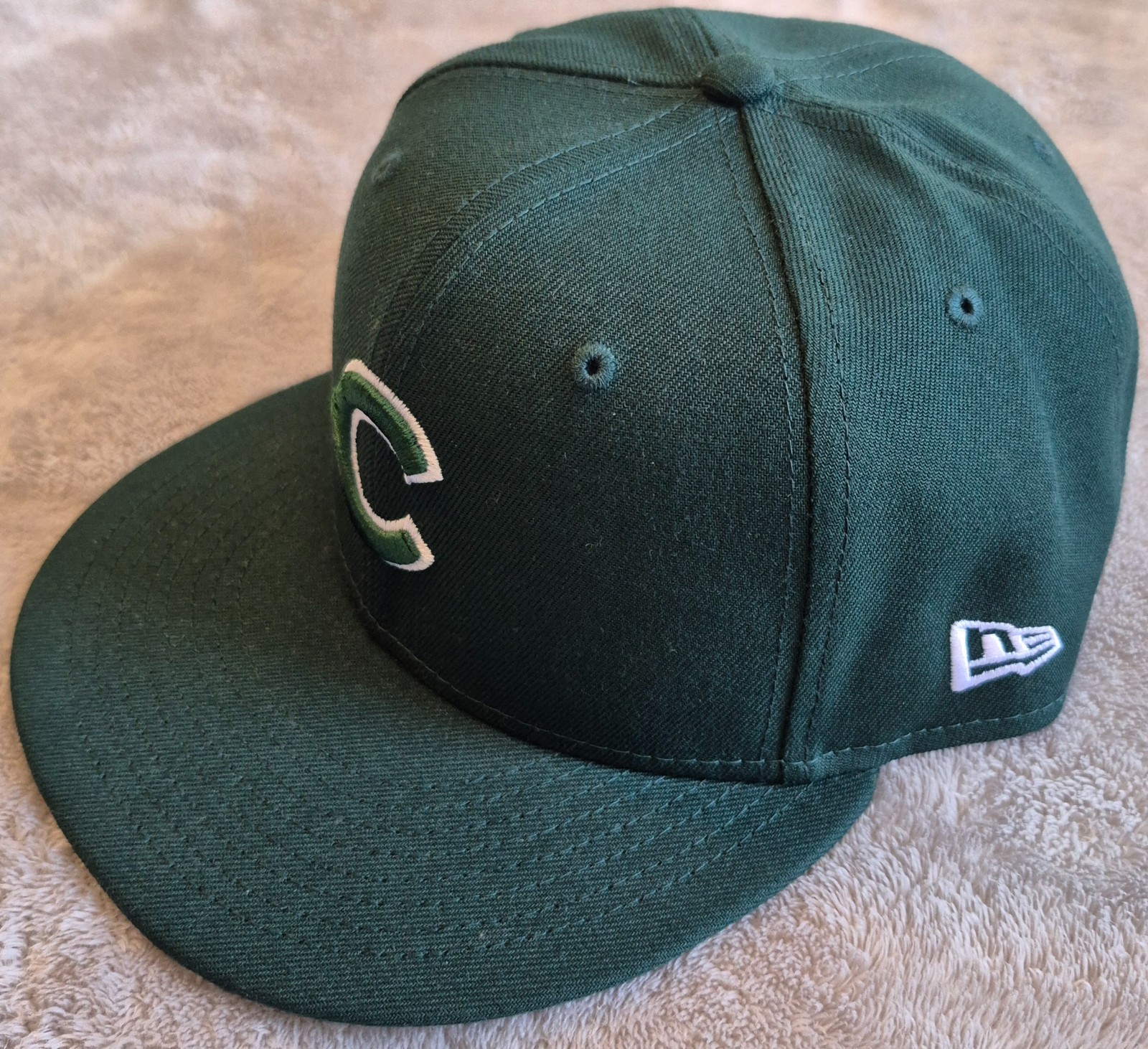 New Era 59fifty Chicago Cubs Dark Green Size 7 1/2 Gray Undervisor
