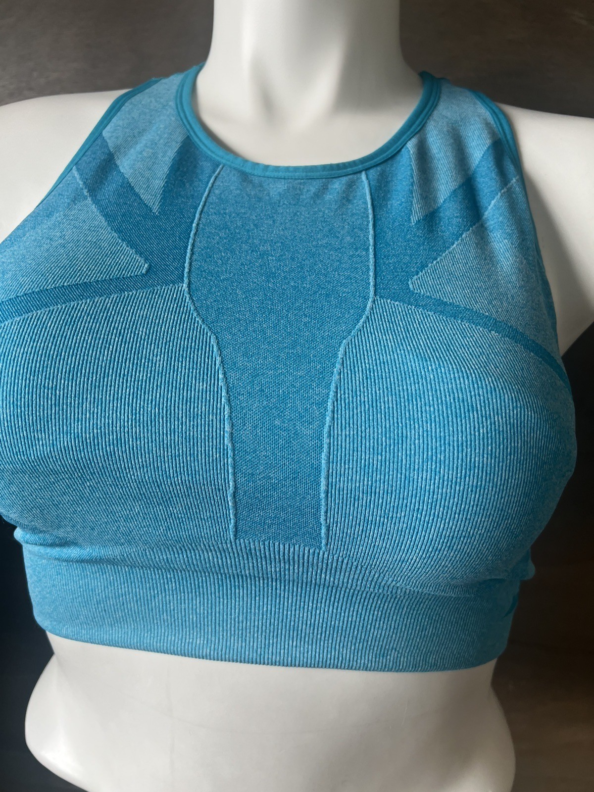 Womens Avia Aqua Blue Strappy Compression Bra Medium Support XXL 2XL EUC