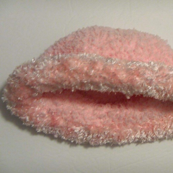 Fluffy Pink Faux Fur Roll Brim Winter Hat, One Size