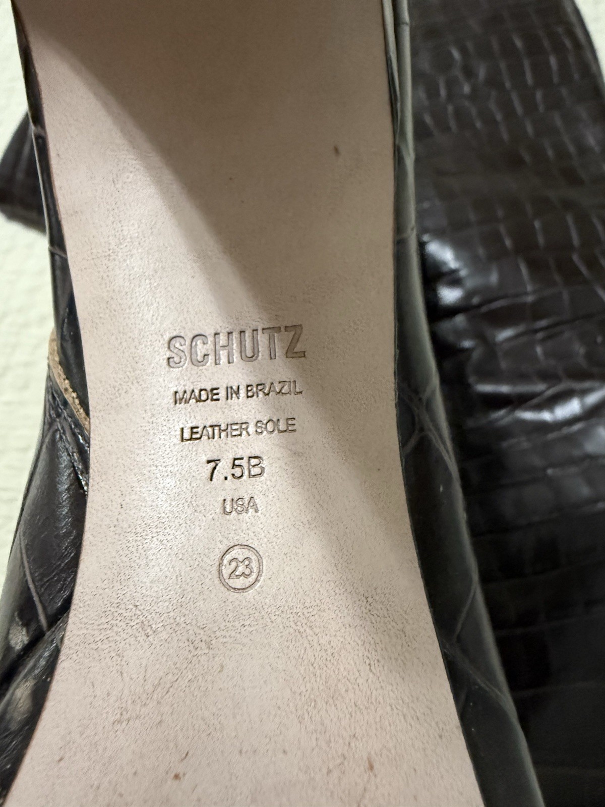 Schutz Daisy Crocodile Embossed High Boots Brown Size 7.5B