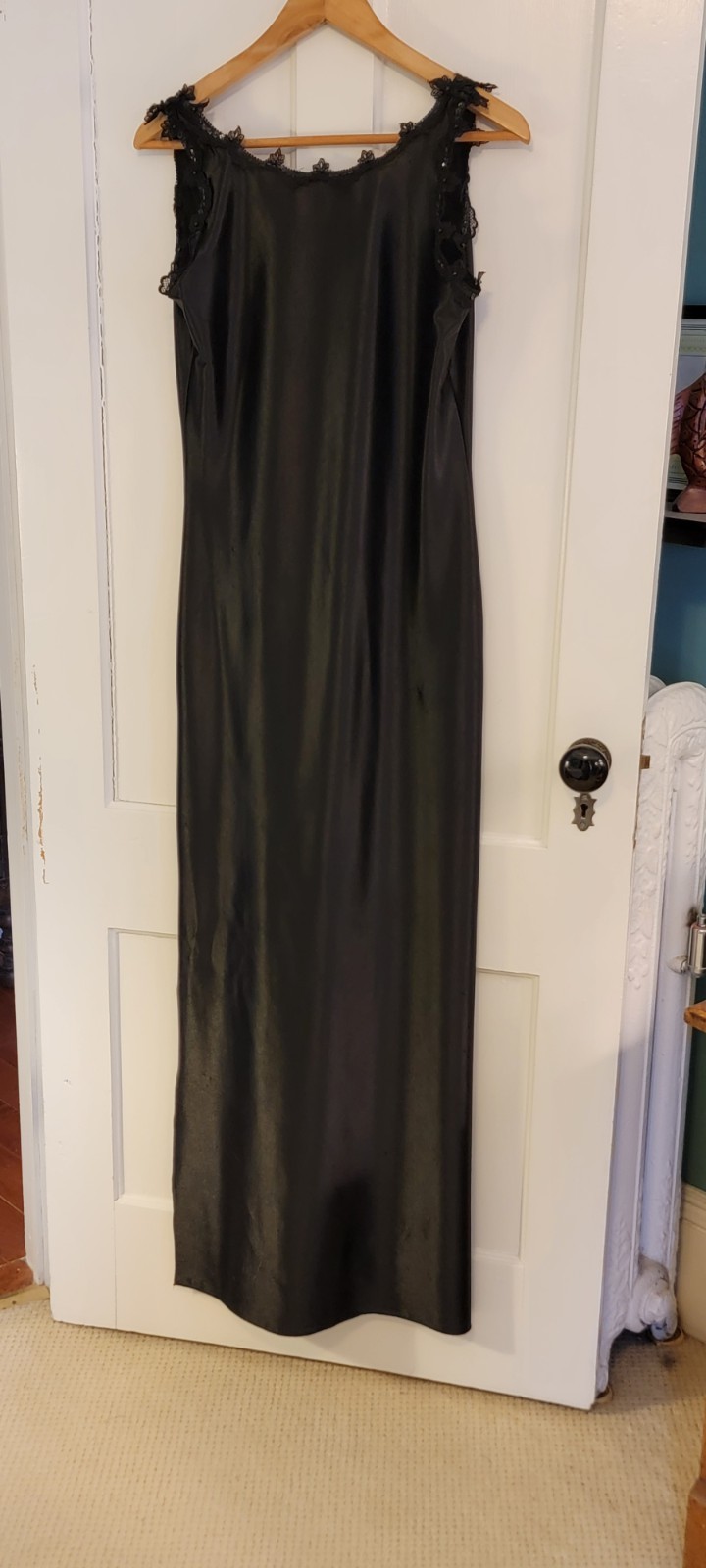 Formal Classic Designer Satin Gown – Size Small
