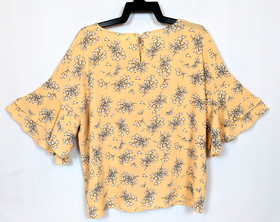 Liz Claiborne Women’s 2XL Yellow Floral Polyester Spandex Double Ruffle Cuff Top