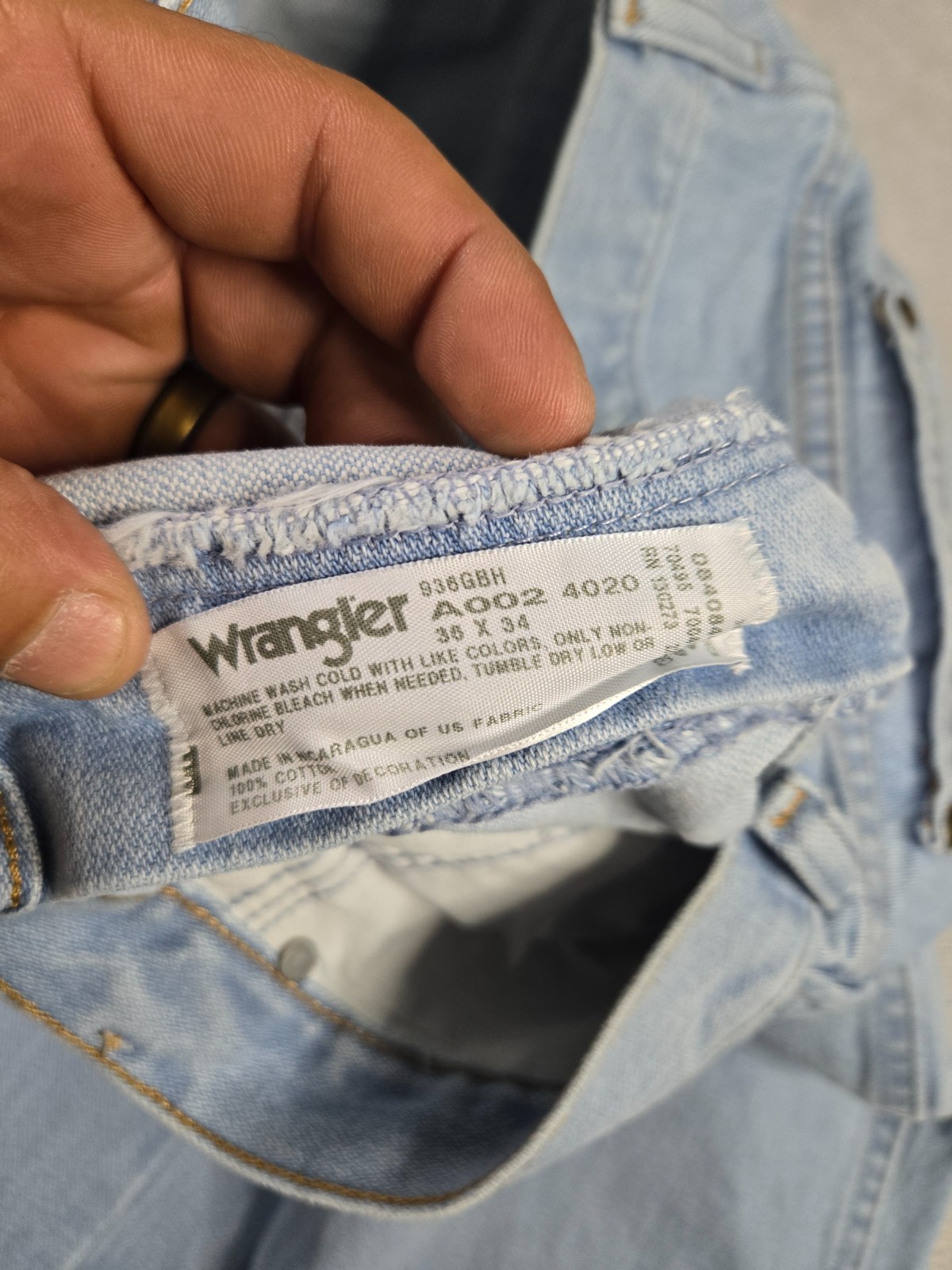 Wrangler Light Blue Jeans Mens Size 36 x 34 Country Western Cowboy Denim 936GBH