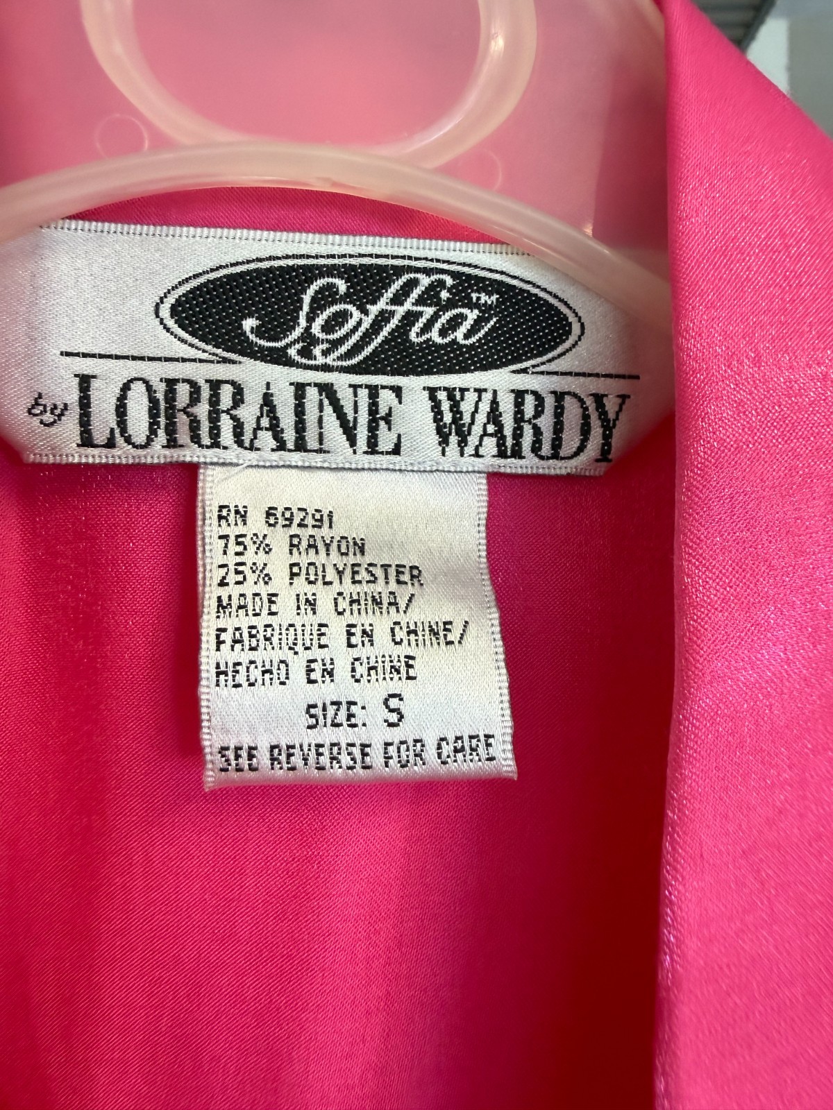 Sofia by Lorraine Wardy Fuchsia Satin Blouse Top NWT Small Jewel Buttons Career