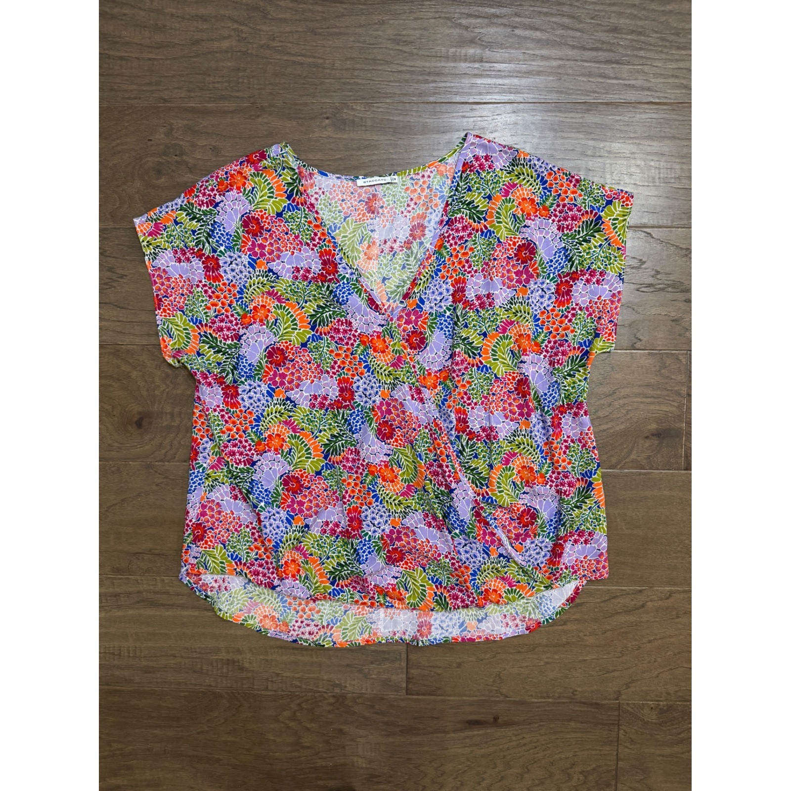Staccato Womens Floral Surplice V-Neck Rayon Blouse Multicolor Short Sleeve M