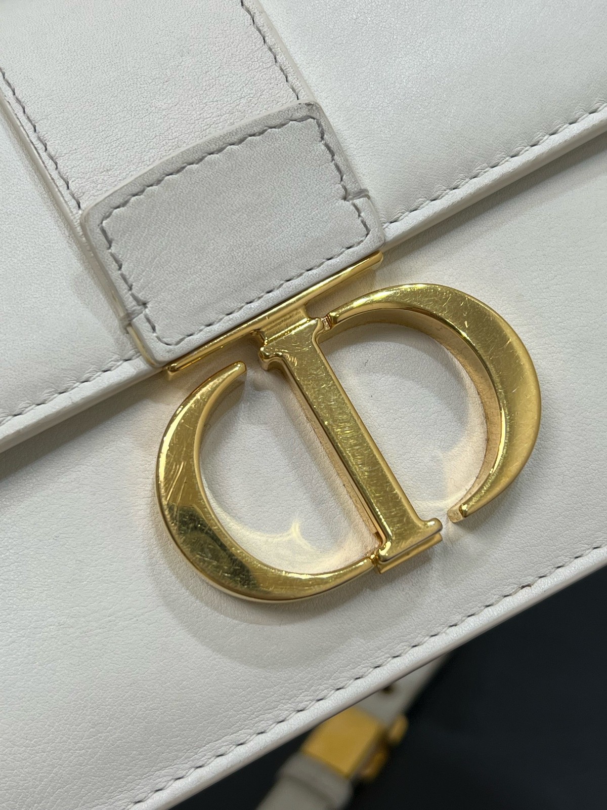 Dior Pre-Owned Authentic Chain Bag Cream 21x6x12cm Free Tracked Shipping