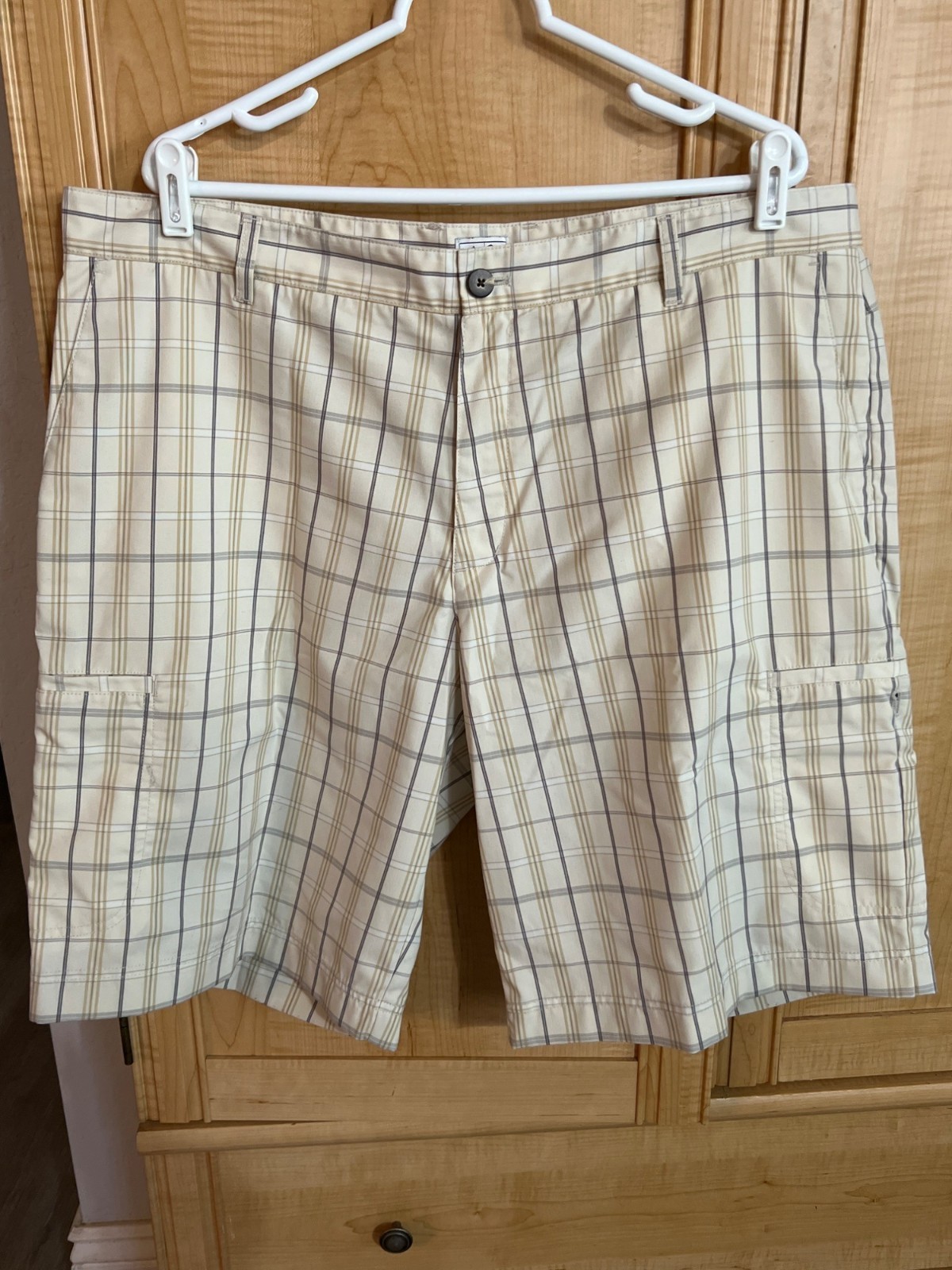 Adidas Mens Size 40 Beige White Plaid Golf Shorts