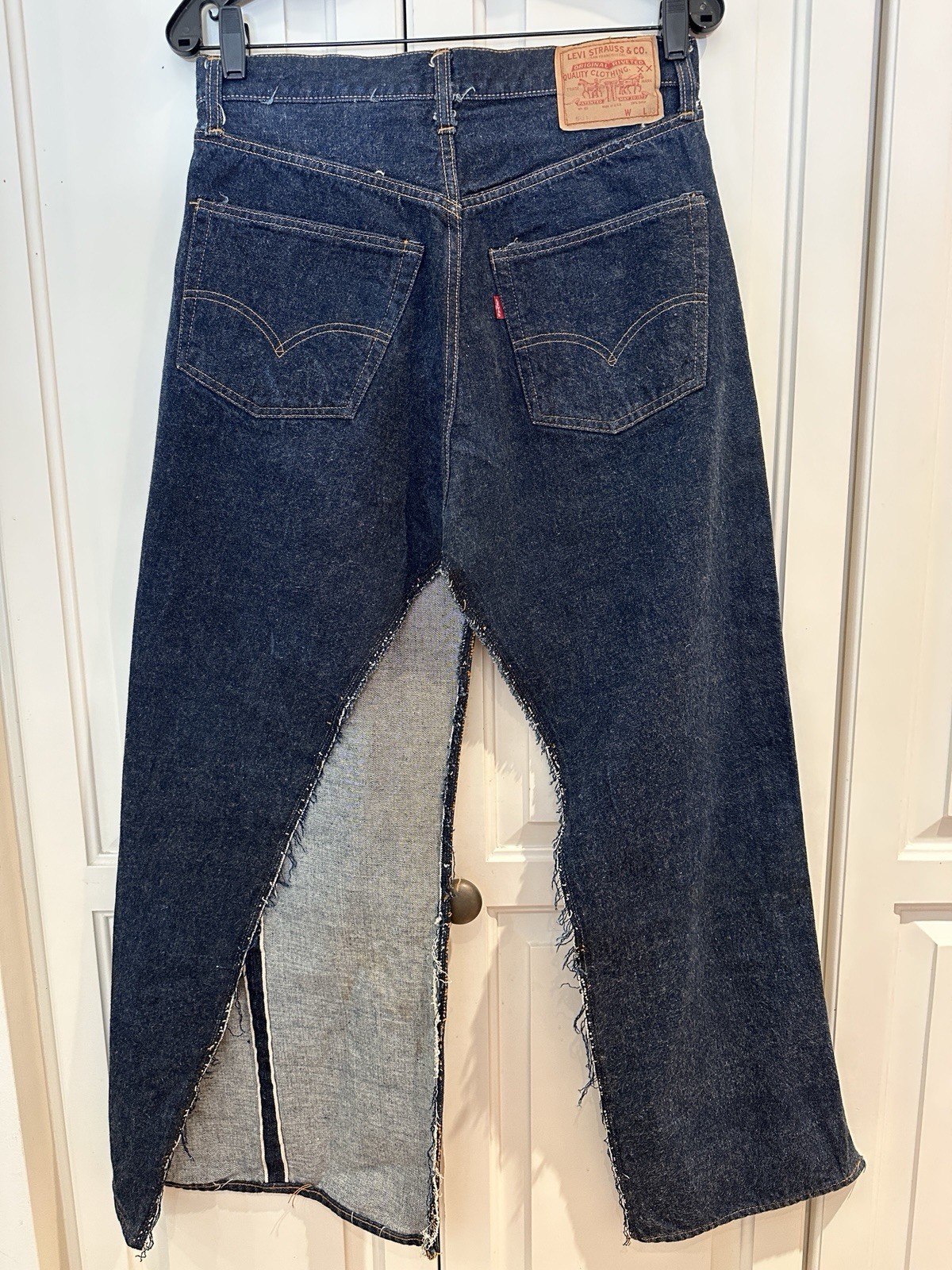 VINTAGE LATE 1960s/EARLY 70s LEVI’S 501 BIG E REDLINE JEANS – FOR PARTS / REPAIR
