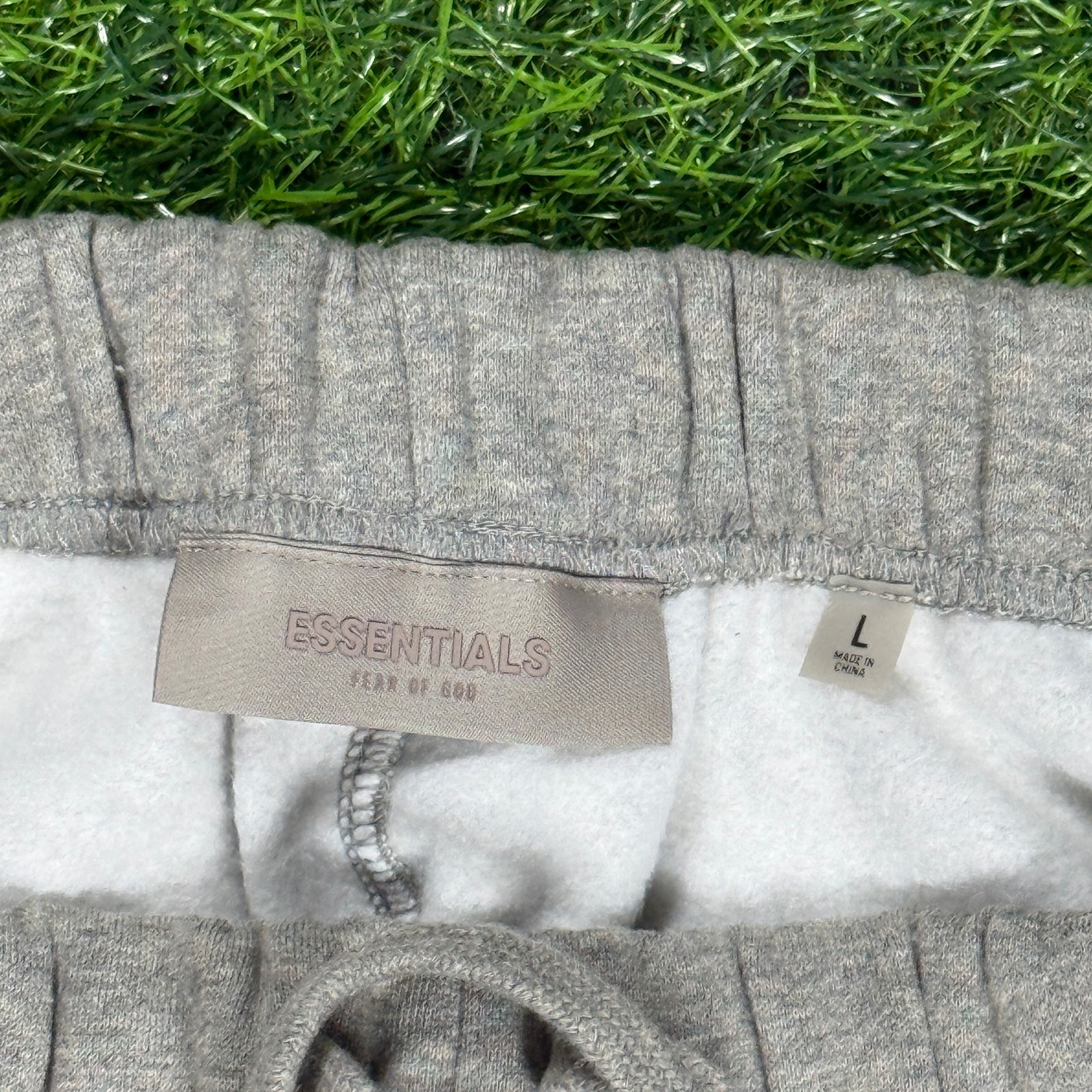 Fear of God Essentials Shorts SS22 Dark Oatmeal Gray – 100% Authentic (XS-XL)