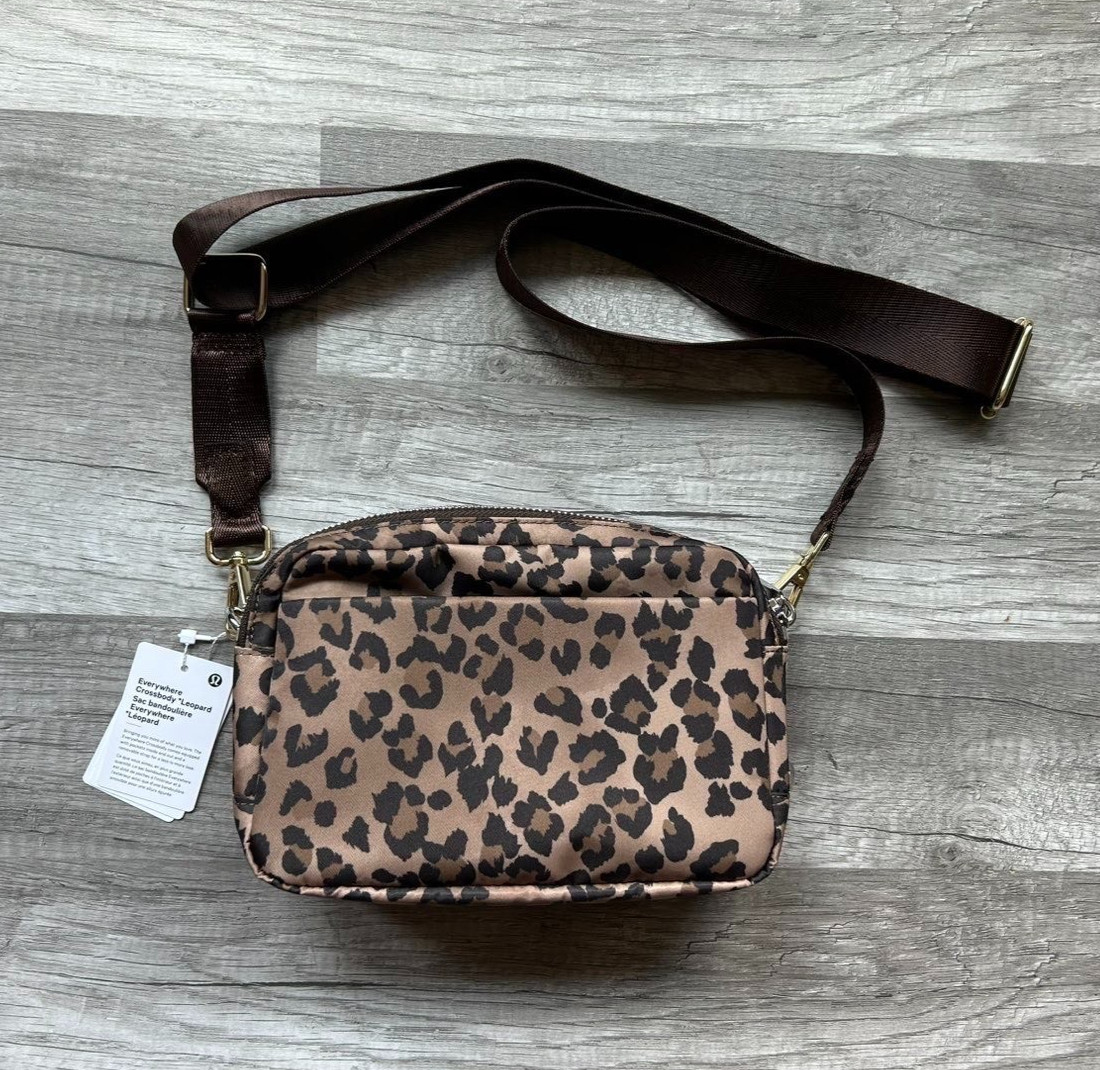 Lululemon Everywhere Crossbody Bag Leopard Print New With Tags 2L