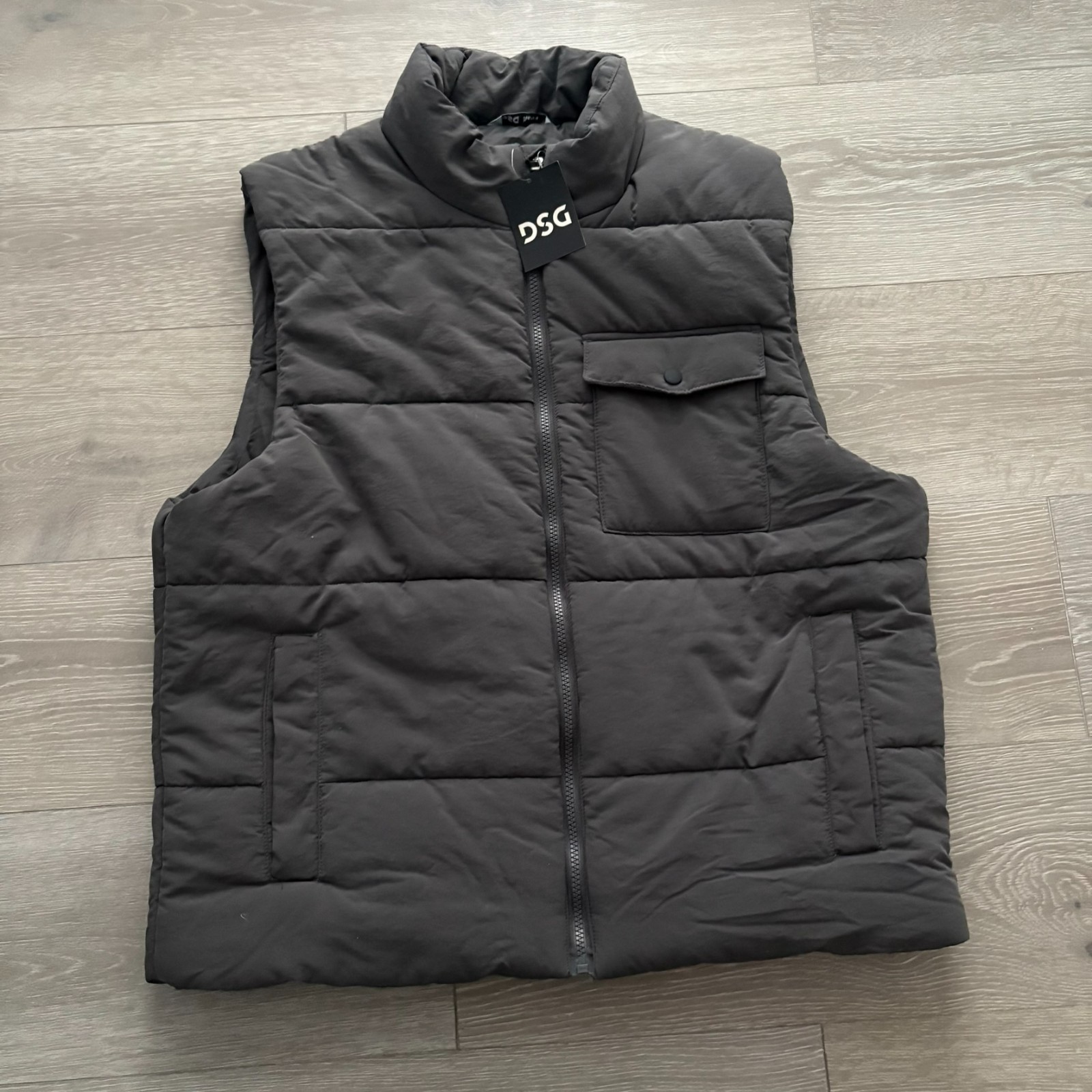 NWT DSG Mens Dark Gray Black Lined Full Zip Insulated Winter Puffer Vest Size L