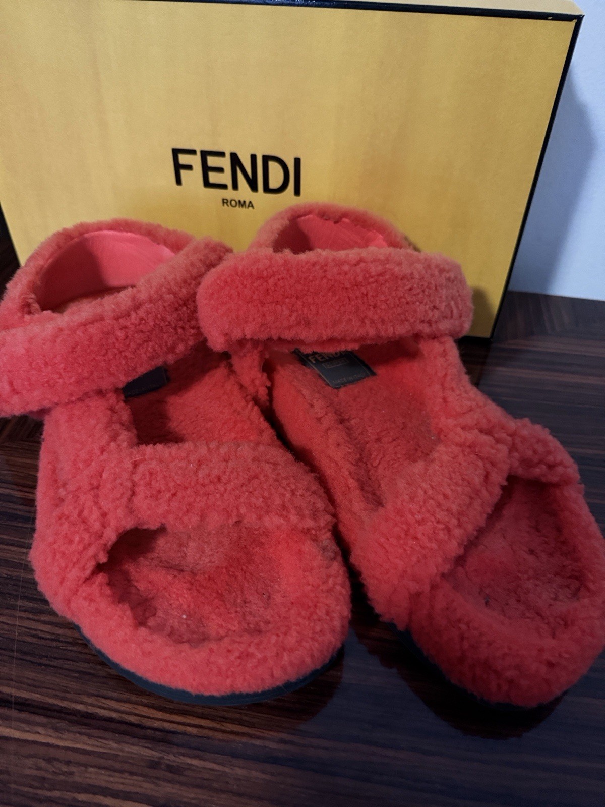 Fendi Shearling FF Feel Sandals Georgia Scuro Sz 39 $1050 Price Drop!