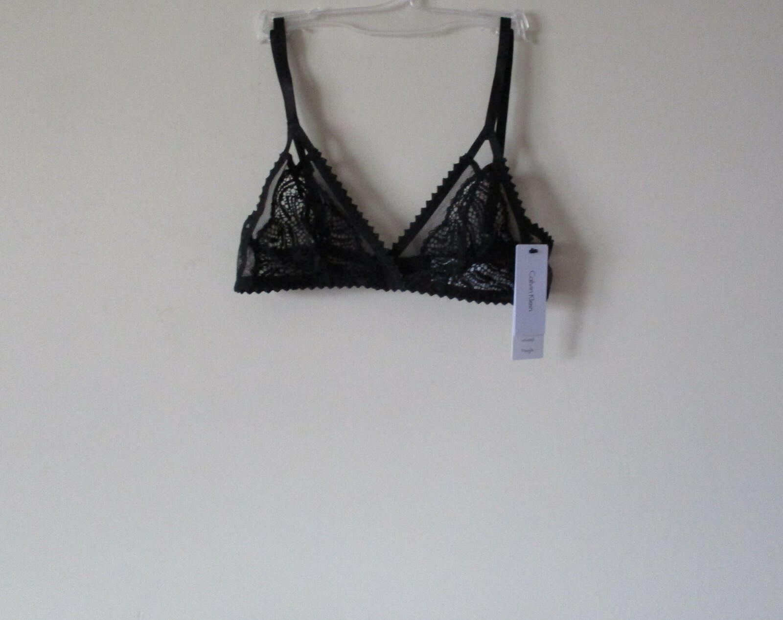 Calvin Klein Siren Lace Triangle Bralette QF4913 Black S, M MSRP $38.00 NWT