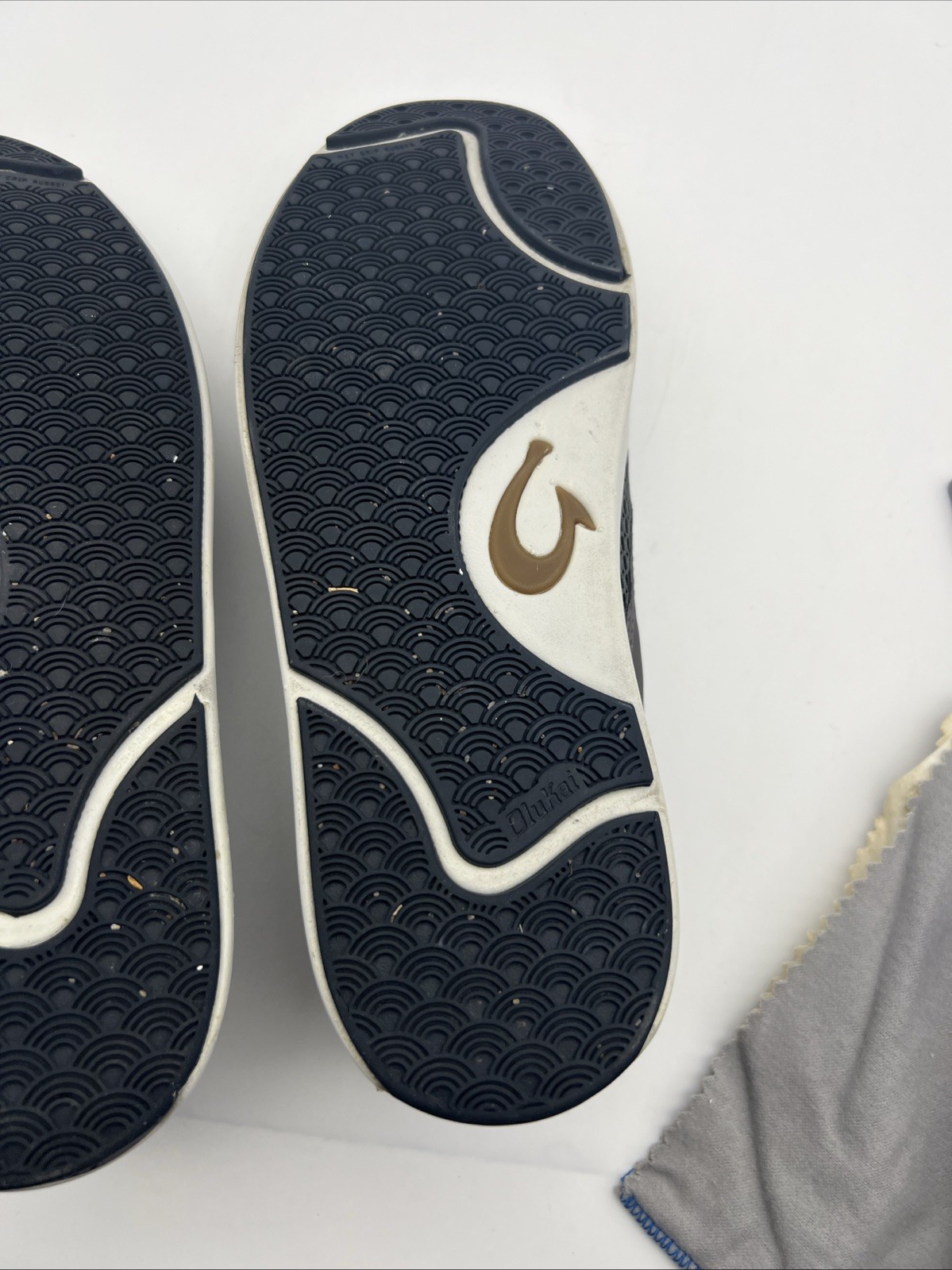 Olukai lae’ahi Men’s Slip On Sneakers Shoes Size 9.5