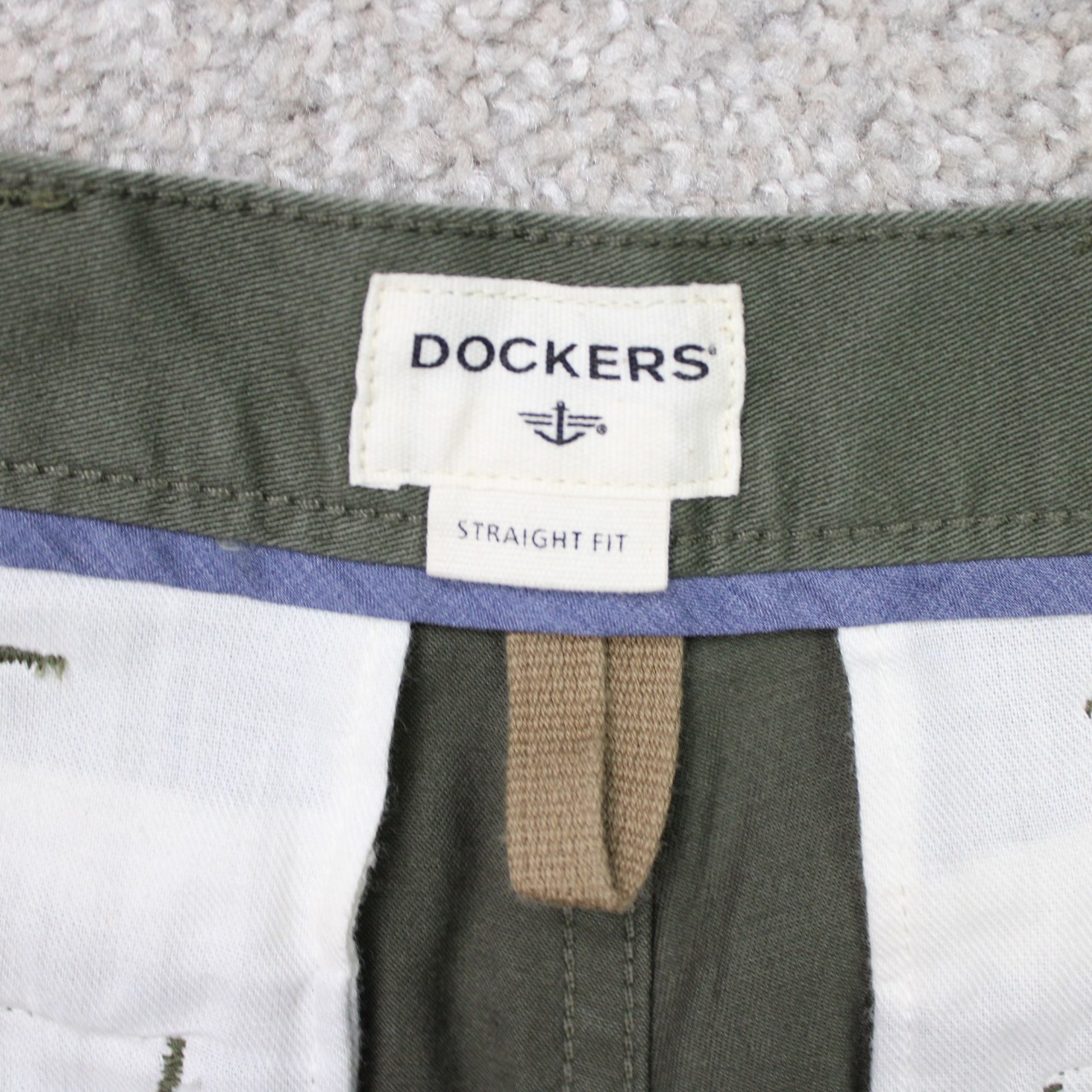 Dockers Pants NWT Mens 32×29 Green The Broken In Straight Fit Stretch Flat Front