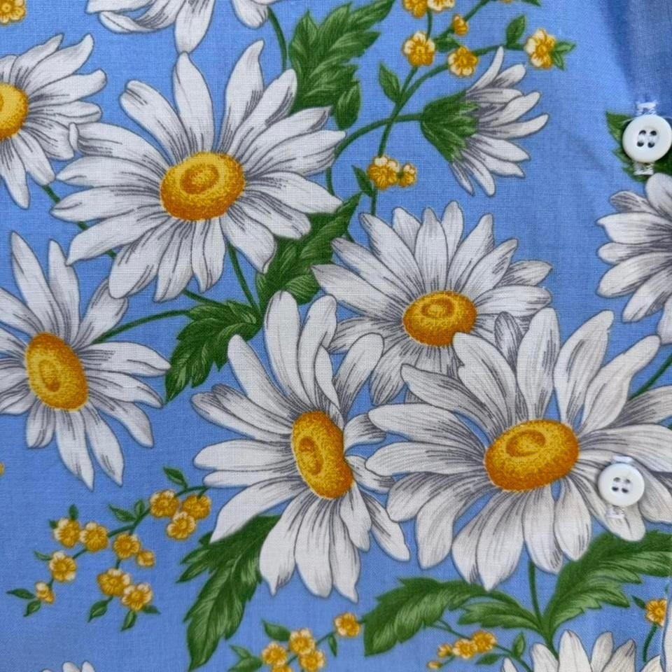 Vintage Andrew McMullan Daisy Floral Short Sleeve Button Up Shirt