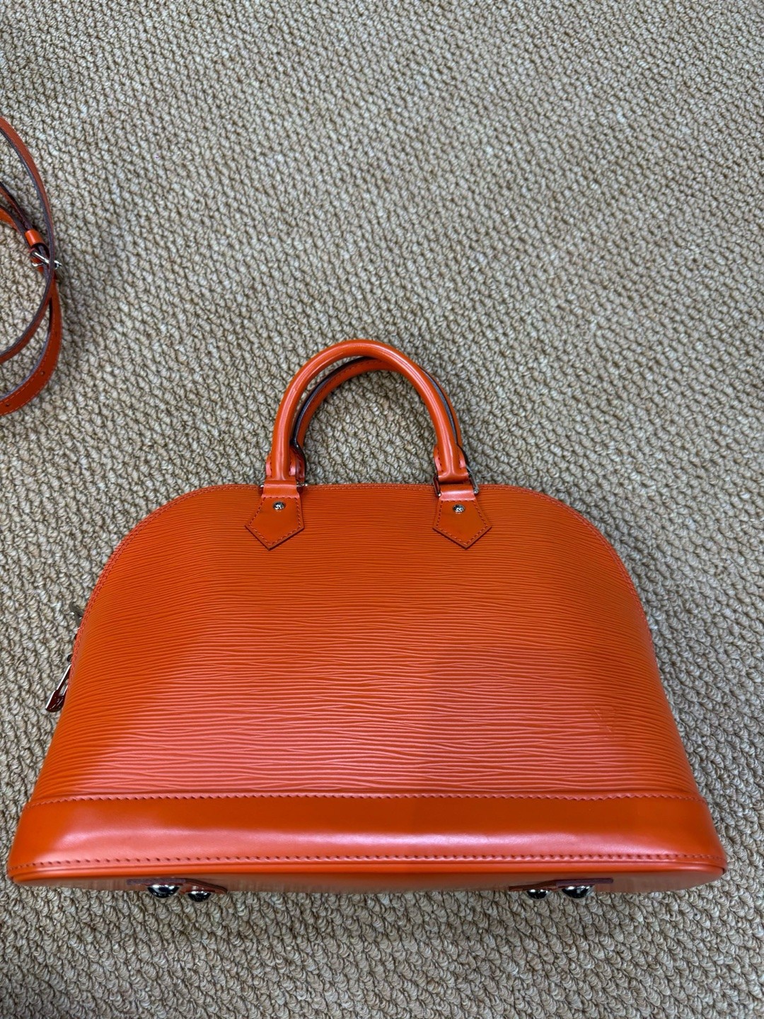 Louis Vuitton Pre-Owned Authentic Luxury Handbag 32×23 Shell