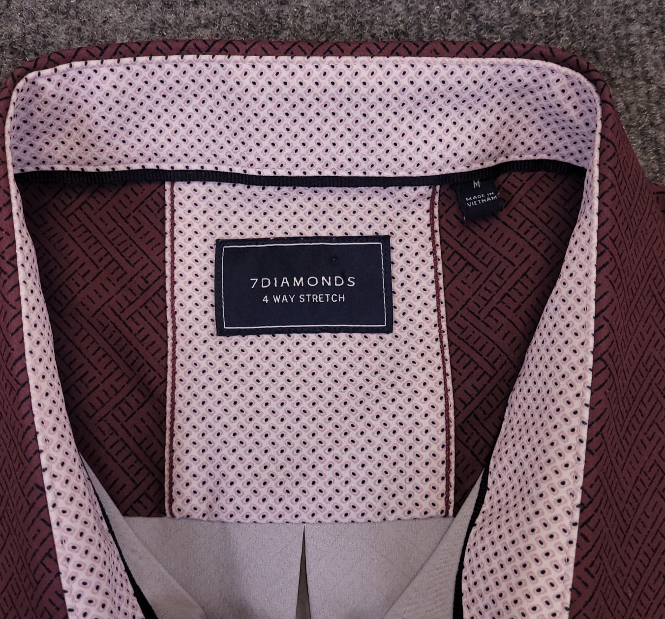 7D 7 Diamonds Groovy Wonder 4 Way Stretch Mens M Button Up Burgandy Geometric