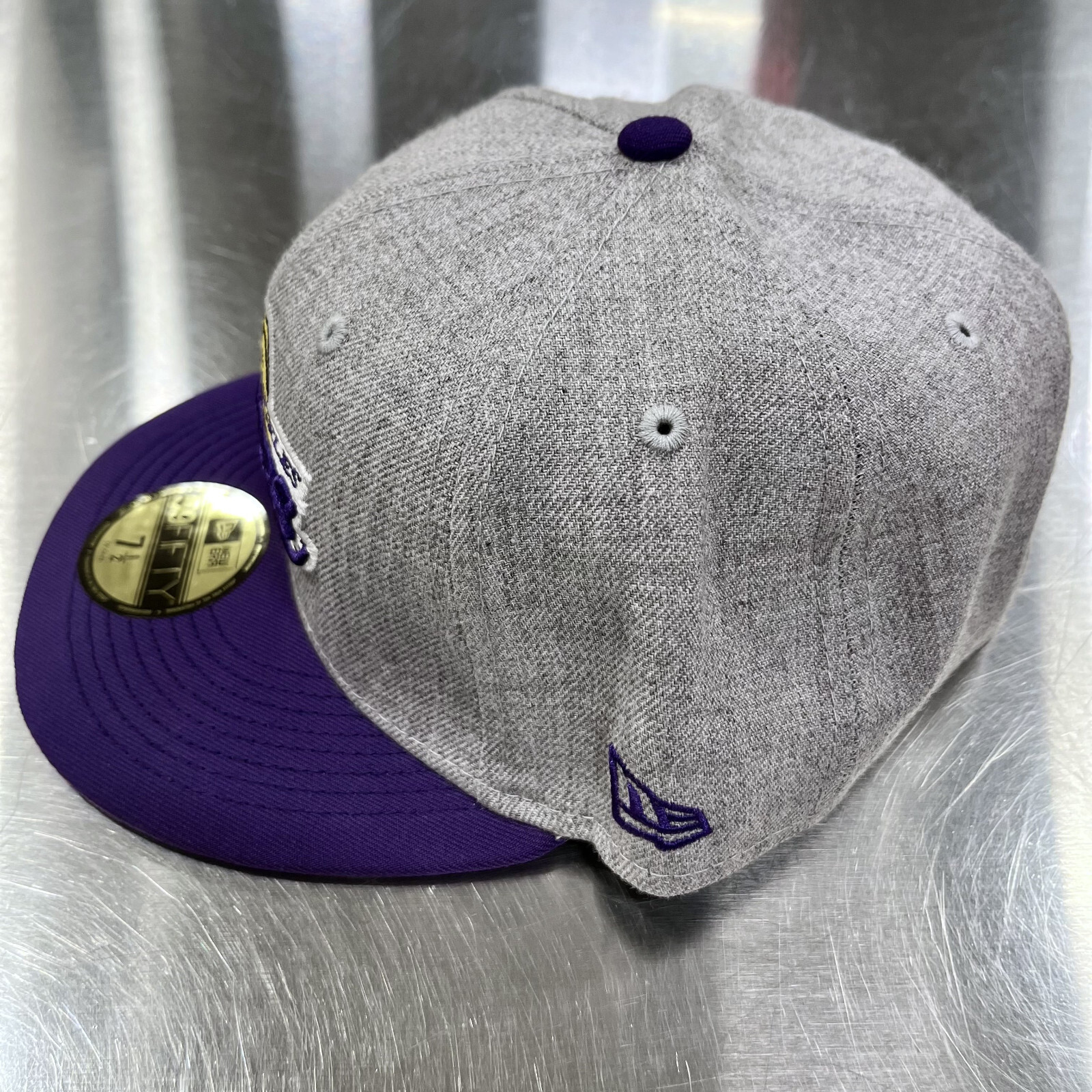 Los Angeles LA Lakers Logo Patch New Era 59FIFTY 2 Tone Fitted Hat 7 1/2