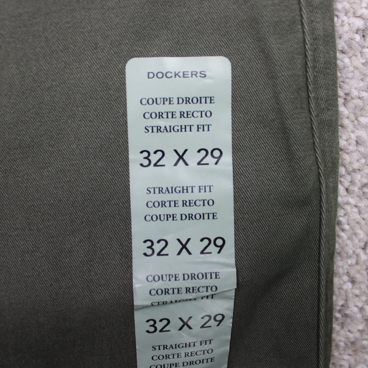 Dockers Pants NWT Mens 32×29 Green The Broken In Straight Fit Stretch Flat Front