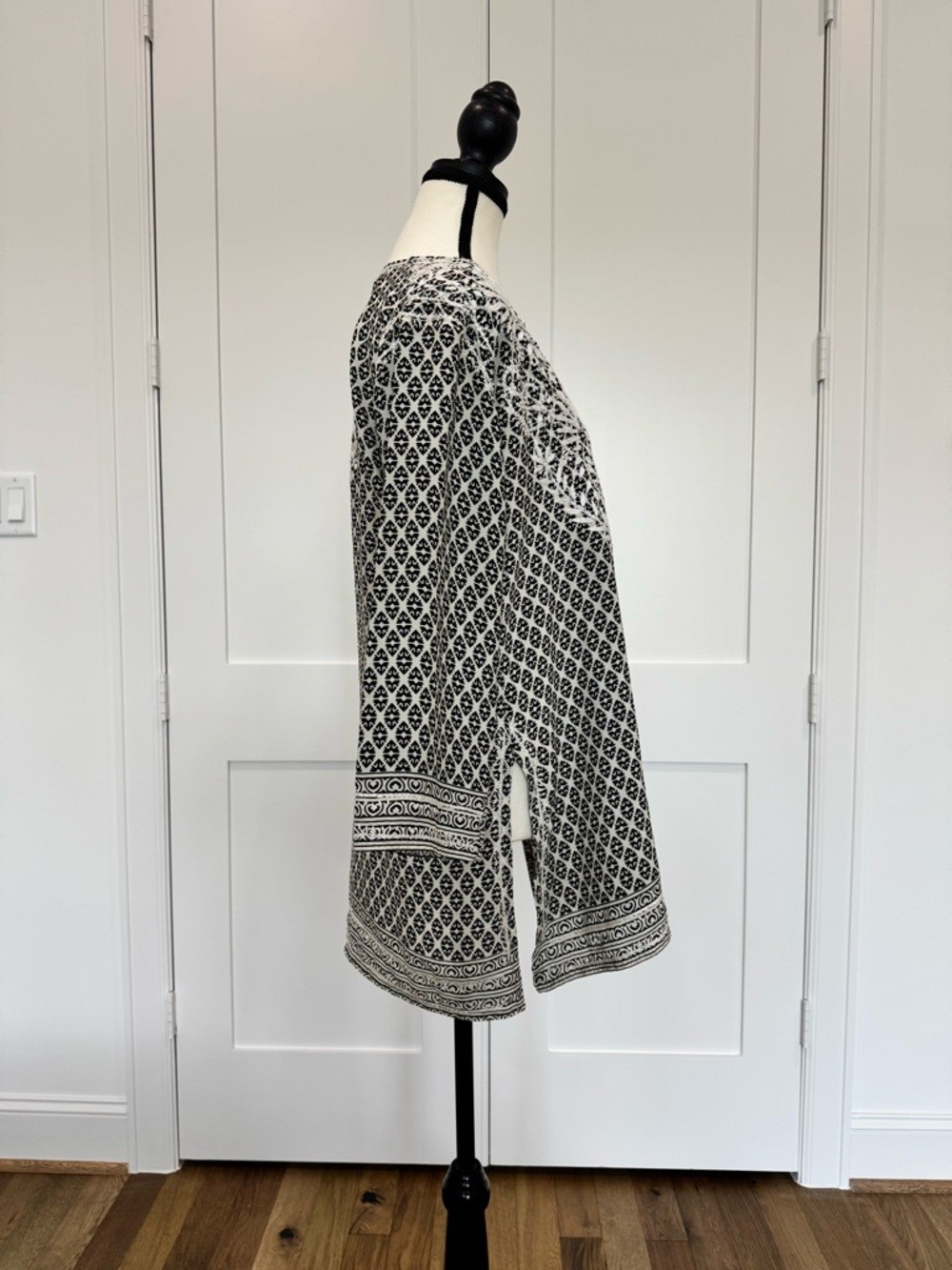 🖤 Gretchen Scott Black & White Tunic 🤍 | Geometric Embroidered Top Size S