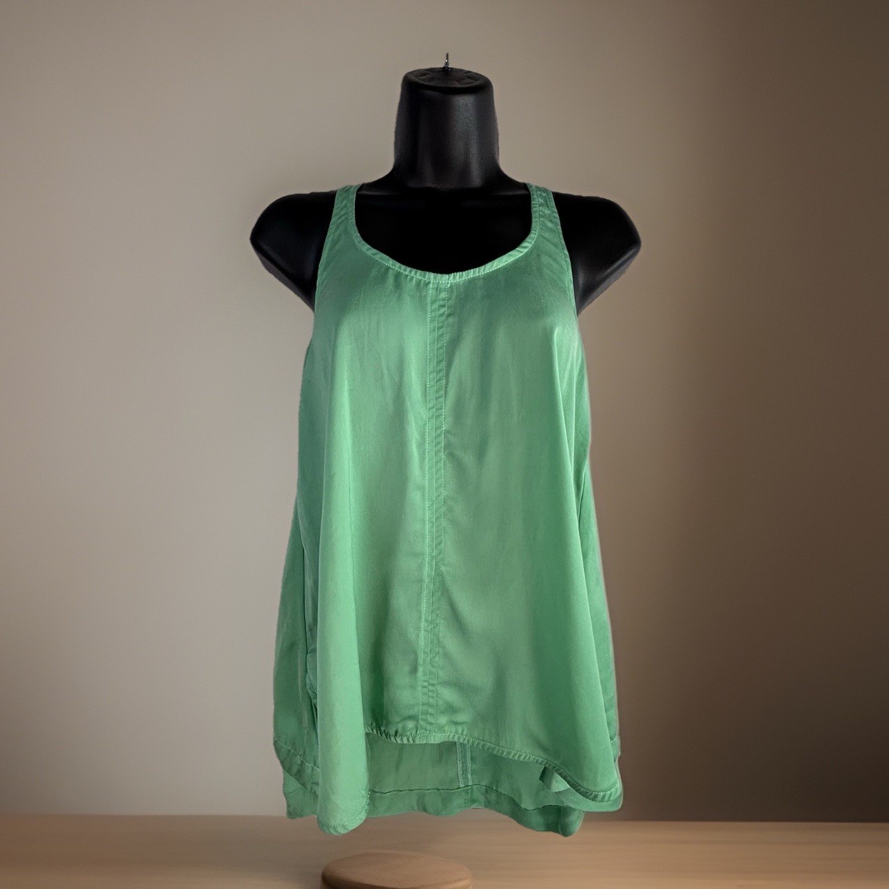 Espaco Green Tank Top S Trapeze Silky Minimalist Boho Racer Back Avant Garde