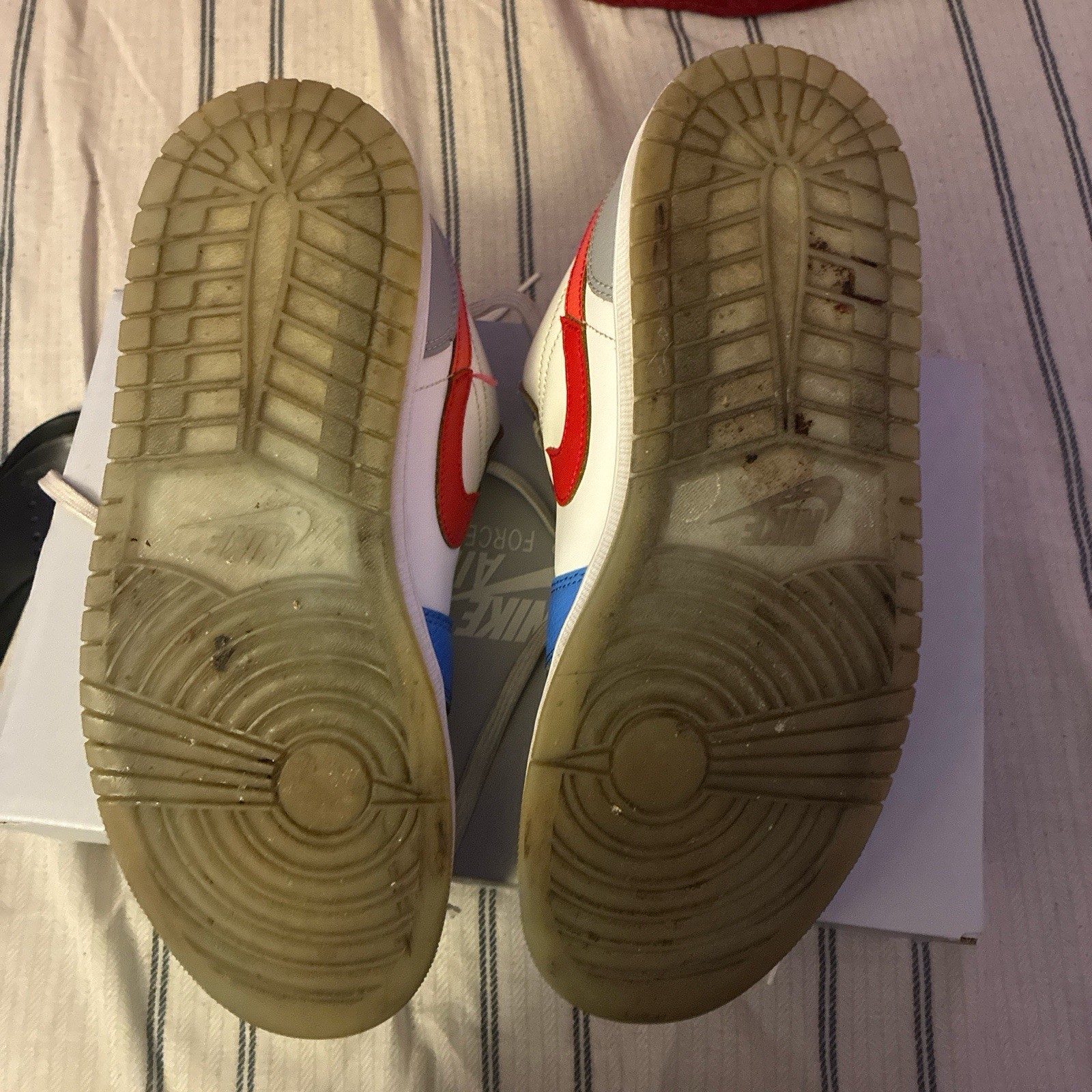 Jordan Air Jordan 1 Low SE Philippines White/Blue/Red Leather Style FN8901-164