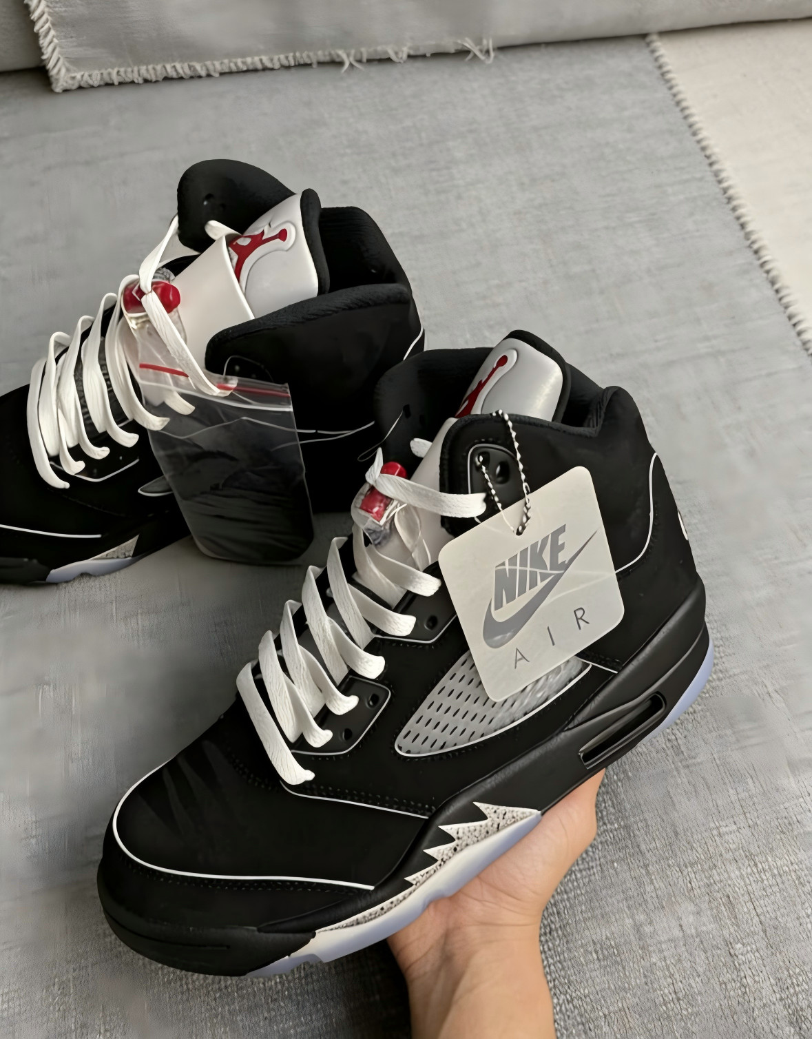 Air Jordan 5 “BLACK METALLIC REIMAGINED” High Top Men’s Baketball Shoes