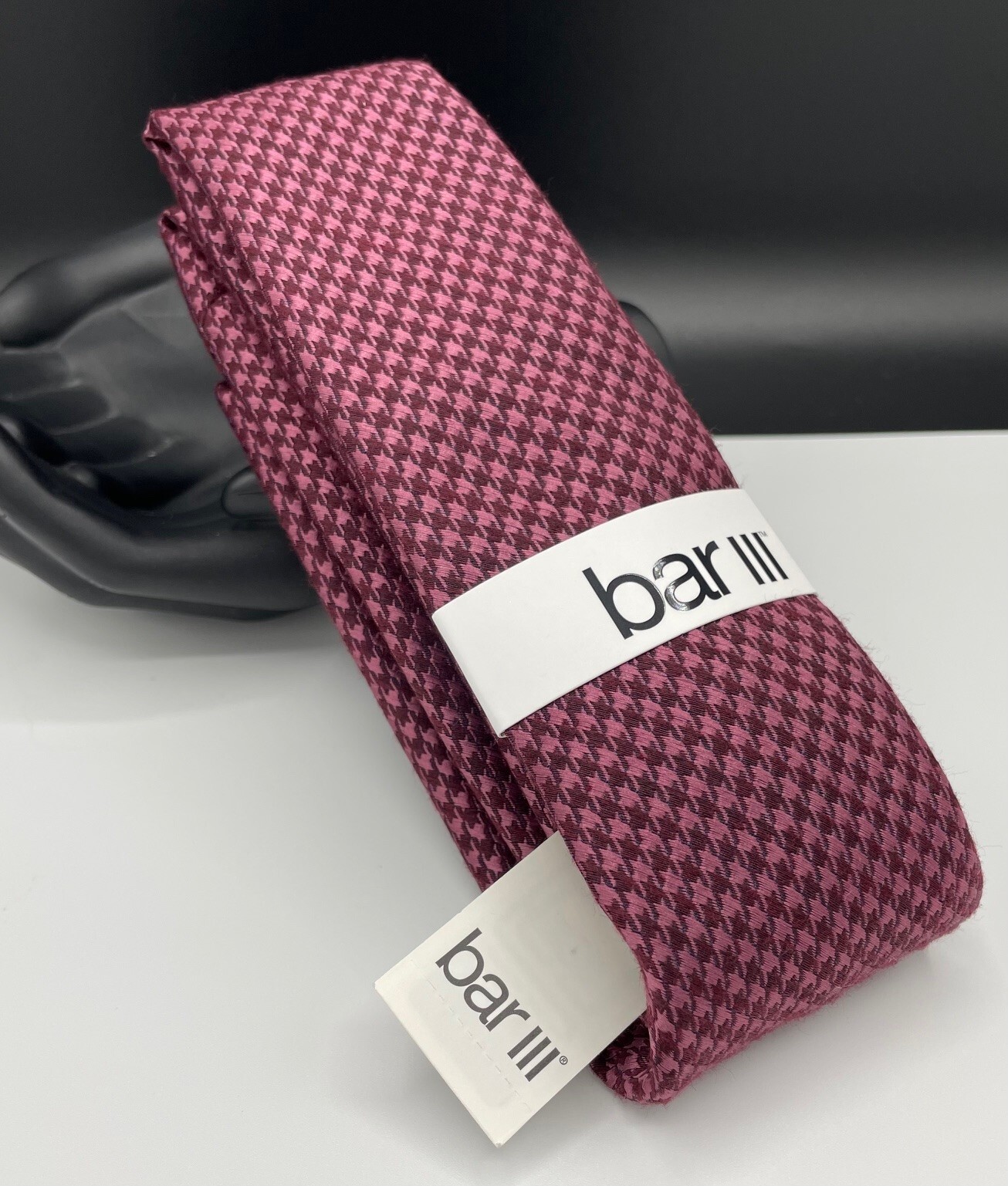 Bar III Men’s 100% Polyester ~ Mauve ~ Bay Houndstooth ~ Narrow ~ MSRP $55.