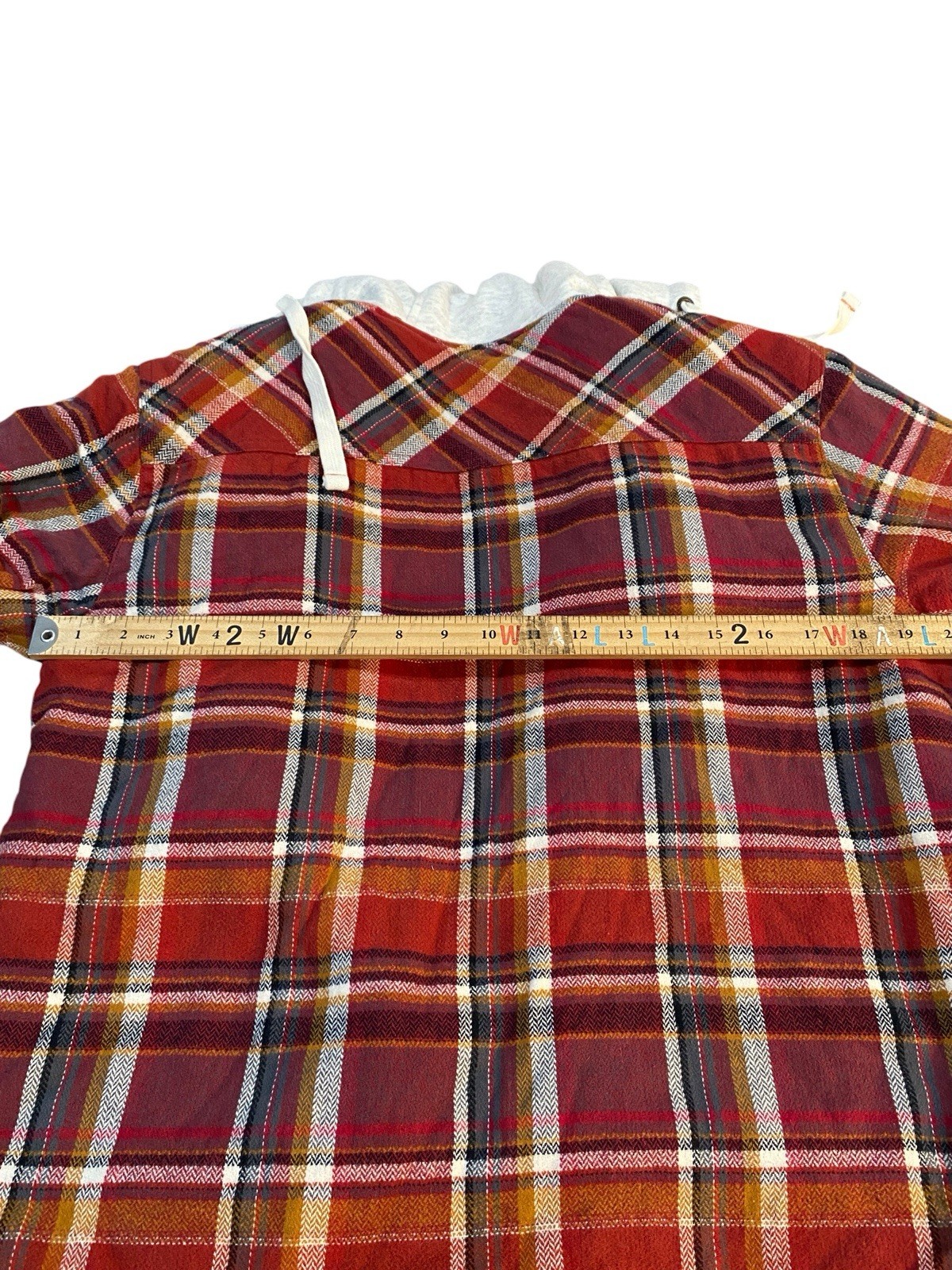 Legendary Whitetails Jacket Plaid Lined Flannel Sherpa Thermal Size Med