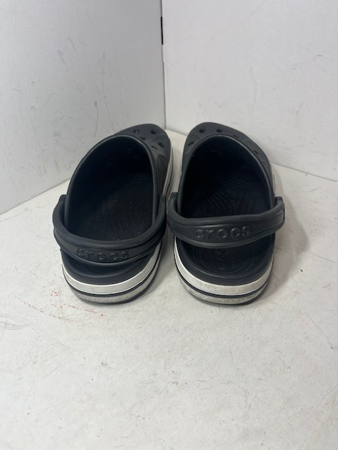 Crocs Bayaband Black Strapped Clogs Women 9 Men 7 Unisex