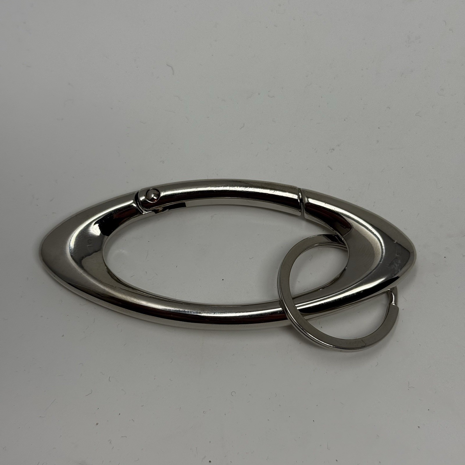 Y2K Oval Carabiner Clip Silver Metal Keychain Key Ring Hiking Gorpcore