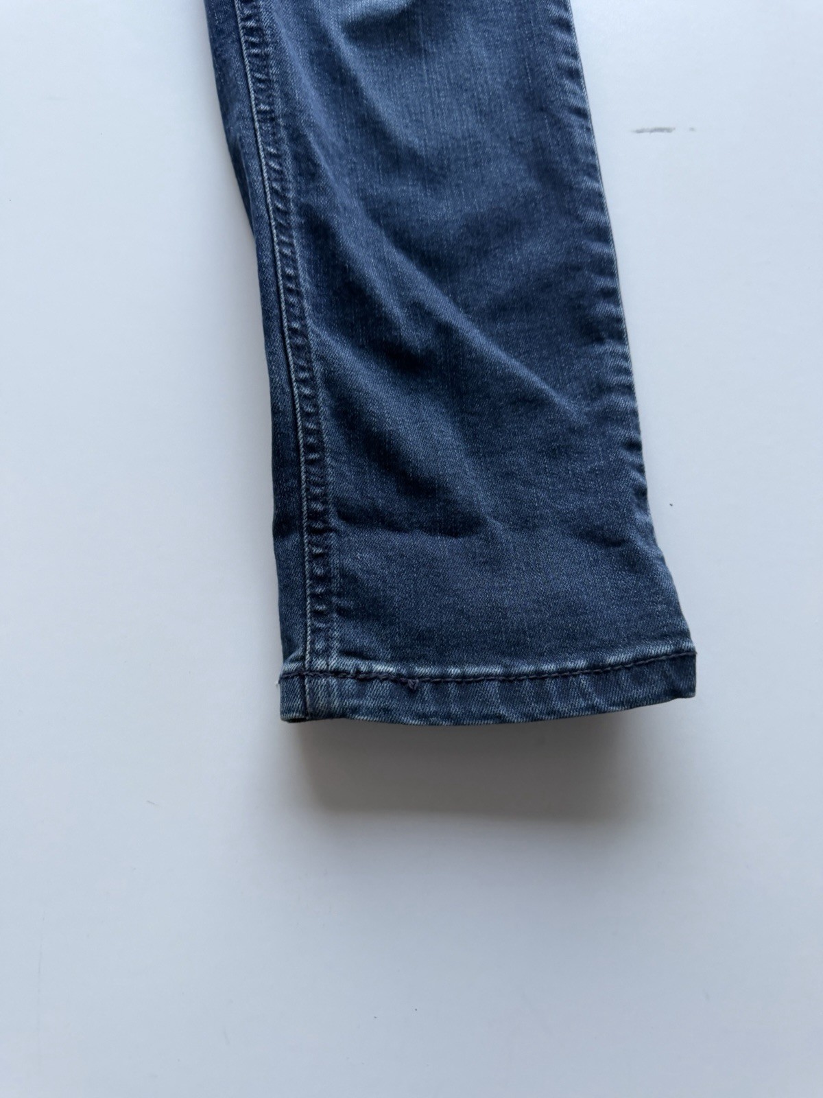 Levi’s 514 Straight Fit Boys Performance Jeans – Size 8 Regular – 24 x 25