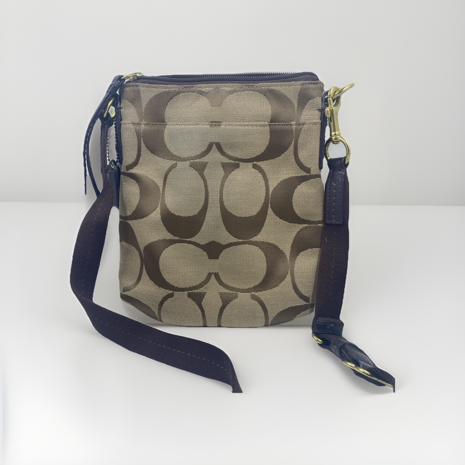 Coach Signature Stripe Shoulder Bag Crossbody Swingpack Brown