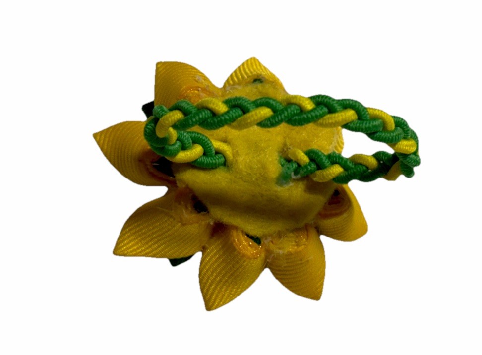 🌸 Handmade Kanzashi Flower Hair Tie –Yellow and Green with Pearl Center