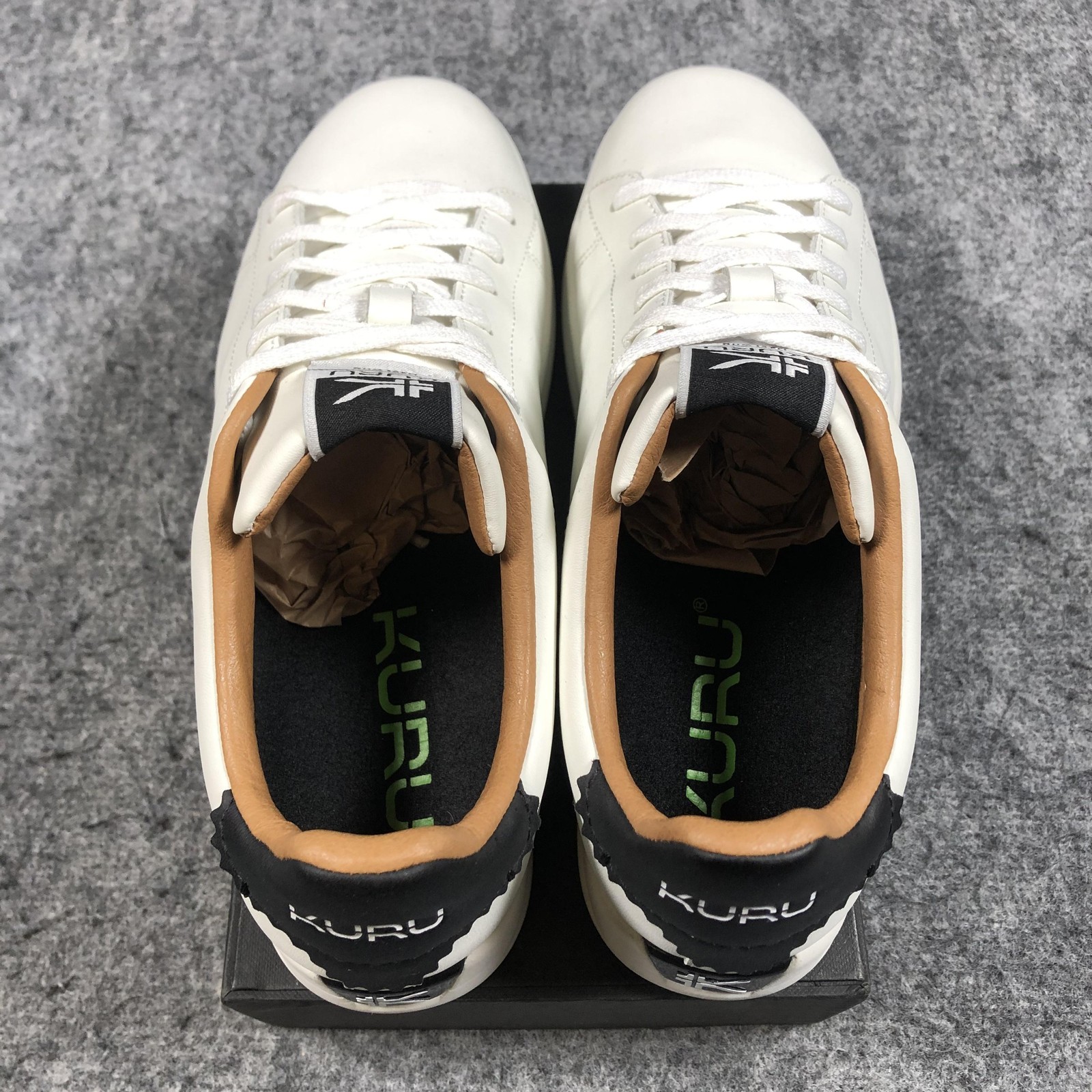 KURU Shoes Mens Size 7.5 White Leather Low Top Lace Up Casual Comfort Sneakers