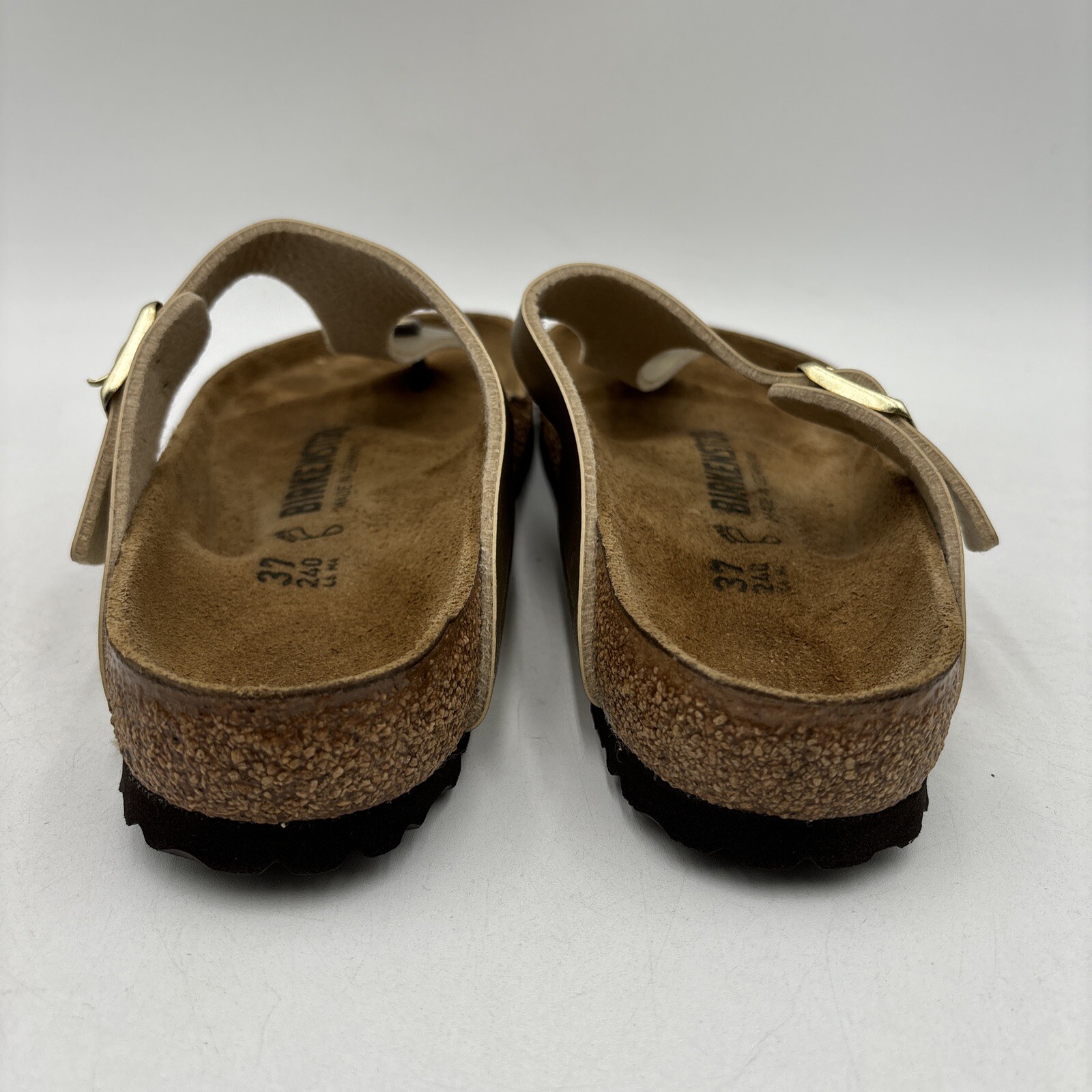 Birkenstock GIZEH Gold Birko-Flor Buckled Thong Sandal Unisex Men 4 Women 6 (37)