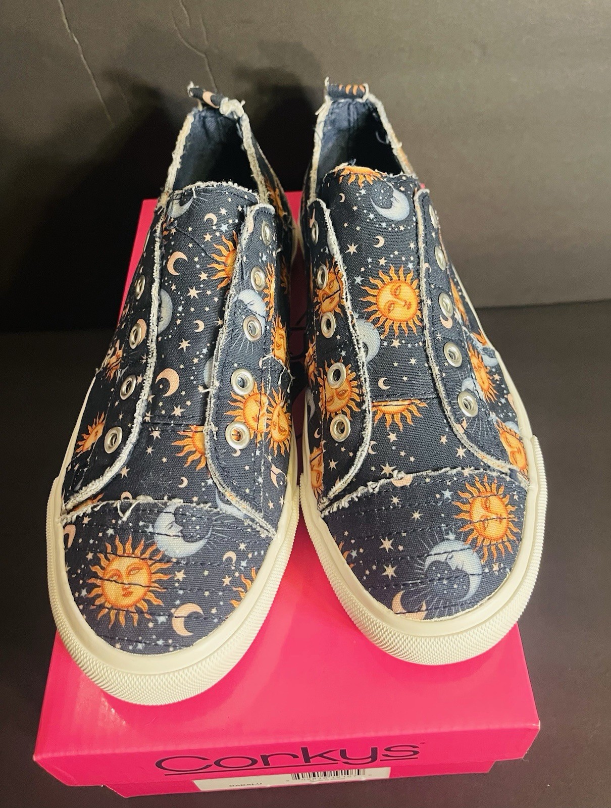 Corky’s Shoes Sun And Moon Size 8 NIB Shoes