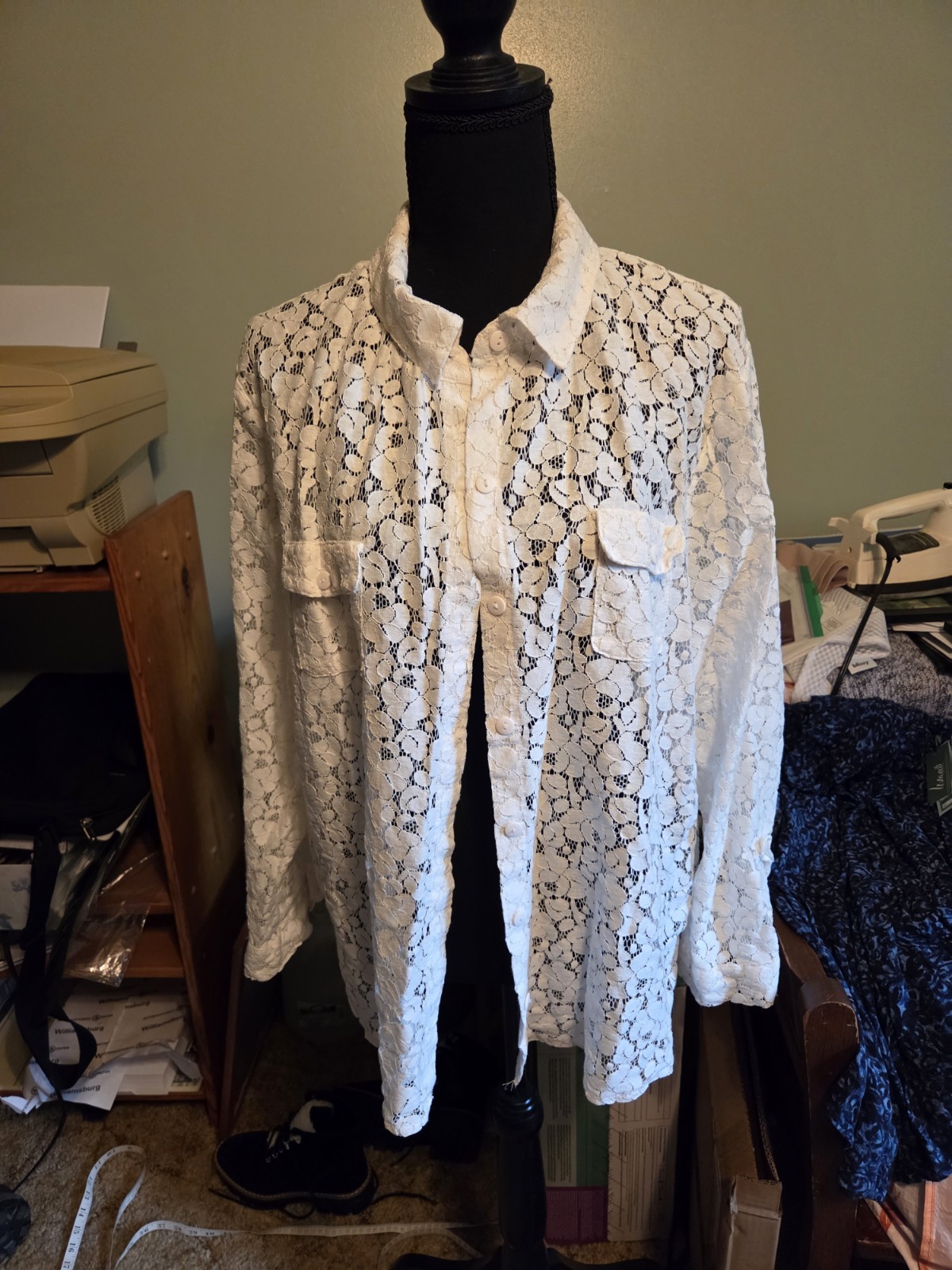 Women’s XL Lace Shirt