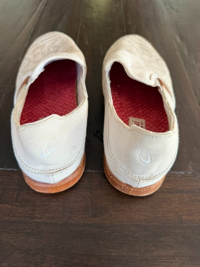 OluKai Makani Hoa Mens Slip On Shoes NEW Size 9 Limited Edition Wooden Wave