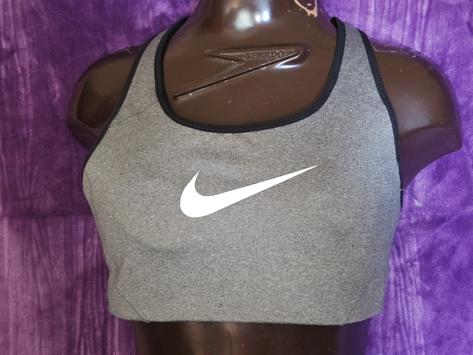NIKE Women’s Victory Shape Bra High Support Gray Black Size Medium 548545 NWT