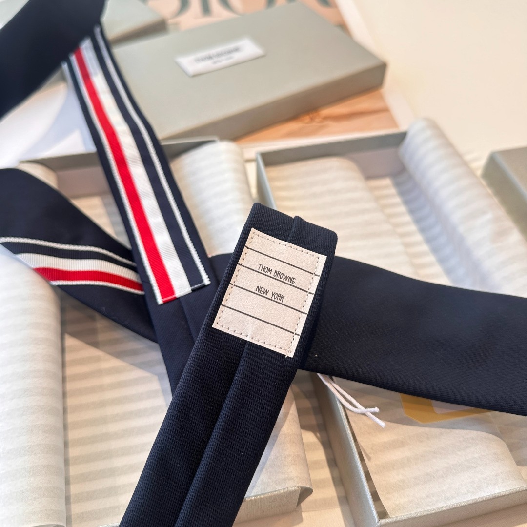 Thom Browne Men’s Wool Tie