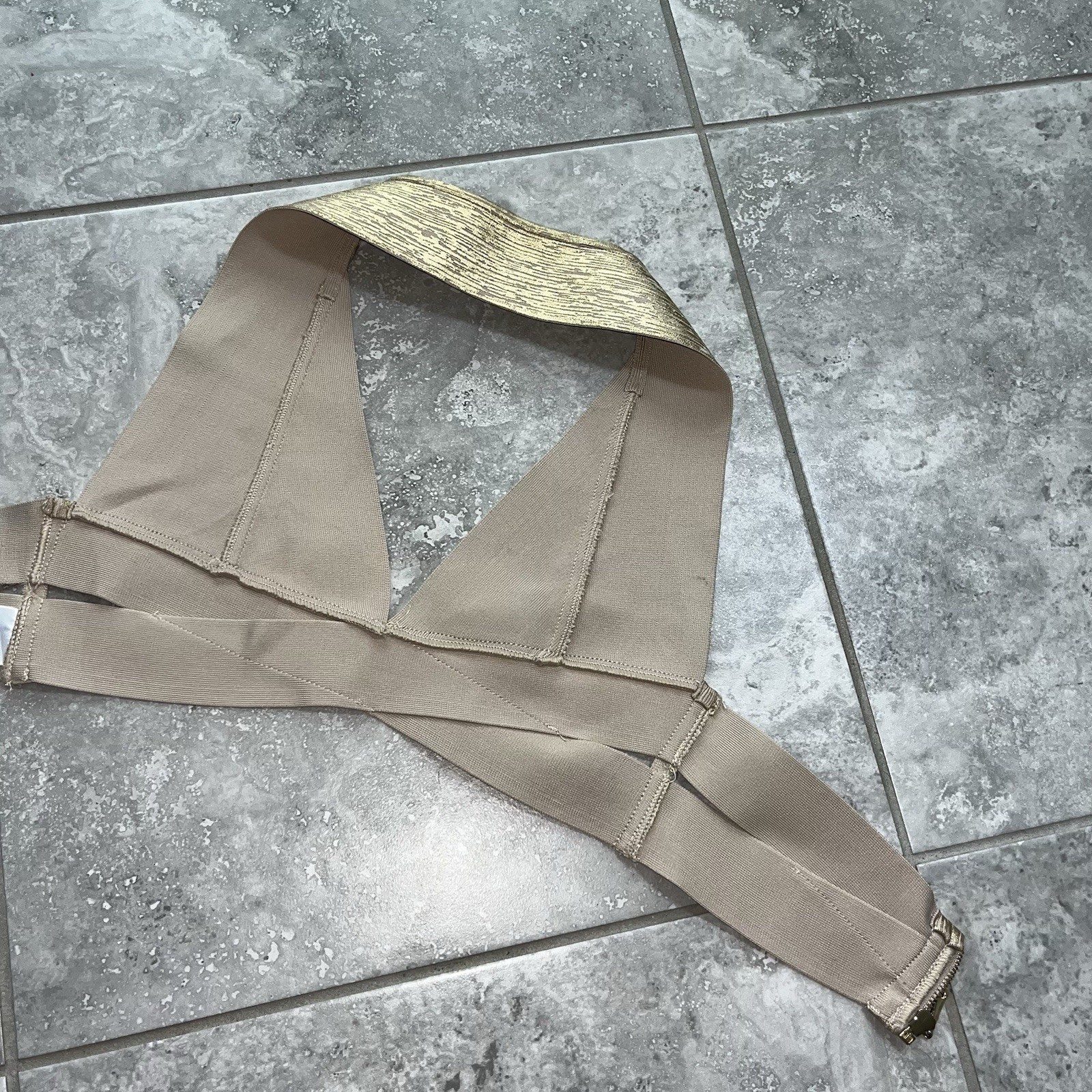 Bella Barnett Narnia Gold Bandage Low Cut Halter Crop Top Metallic Gold M