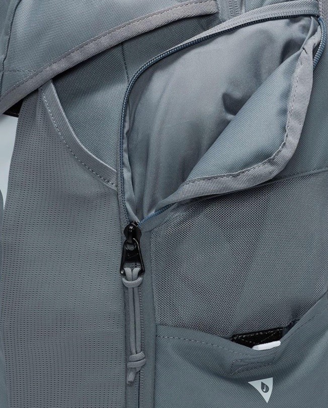 Nike (30L) Academy Team Backpack 2.3 DV0761 065 Grey/White New Men’s One Size
