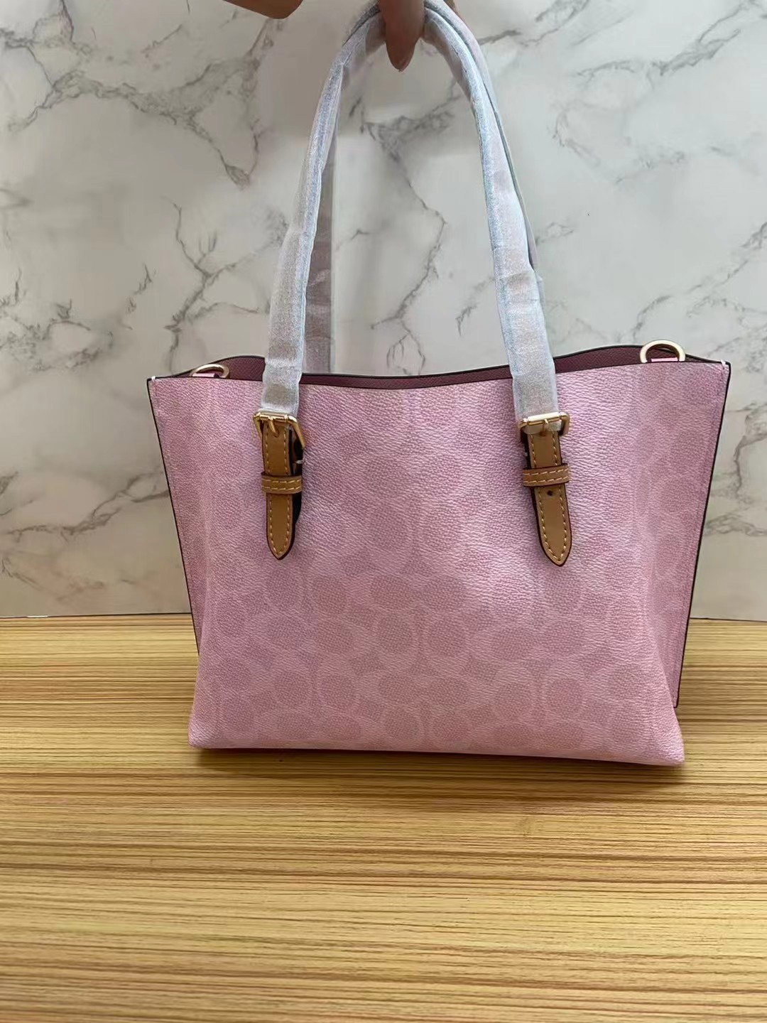 Mollie Tote Bag 25 In Signature Canvas With Charms Gold/Powder Pink CER24