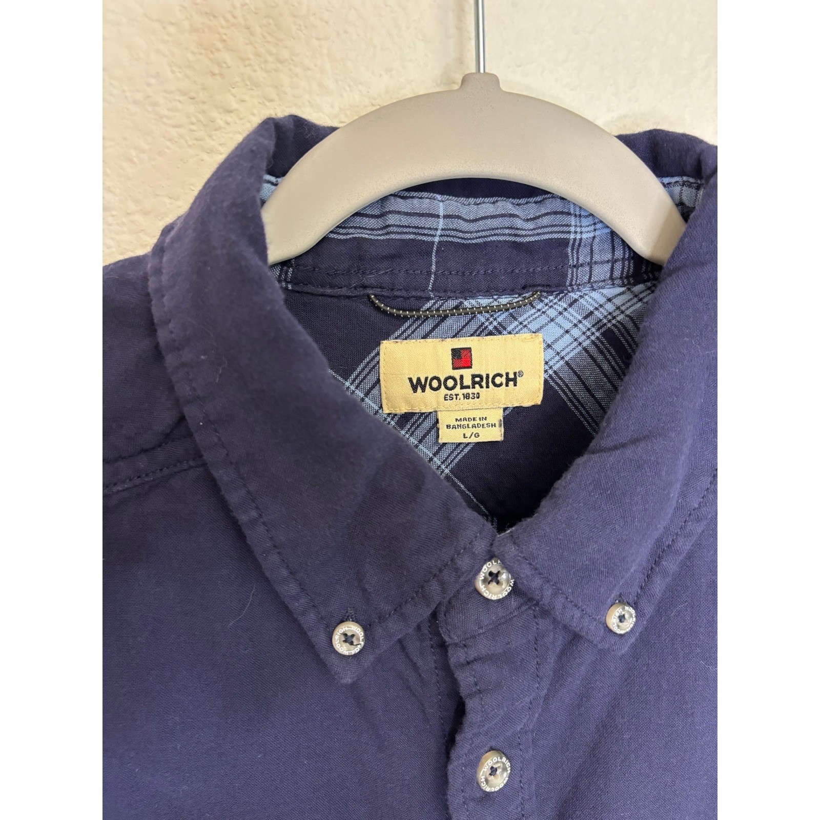 2 Woolrich Mens Button Front Shirt L Cotton Long Sleeve Plaid Lined Navy Gray