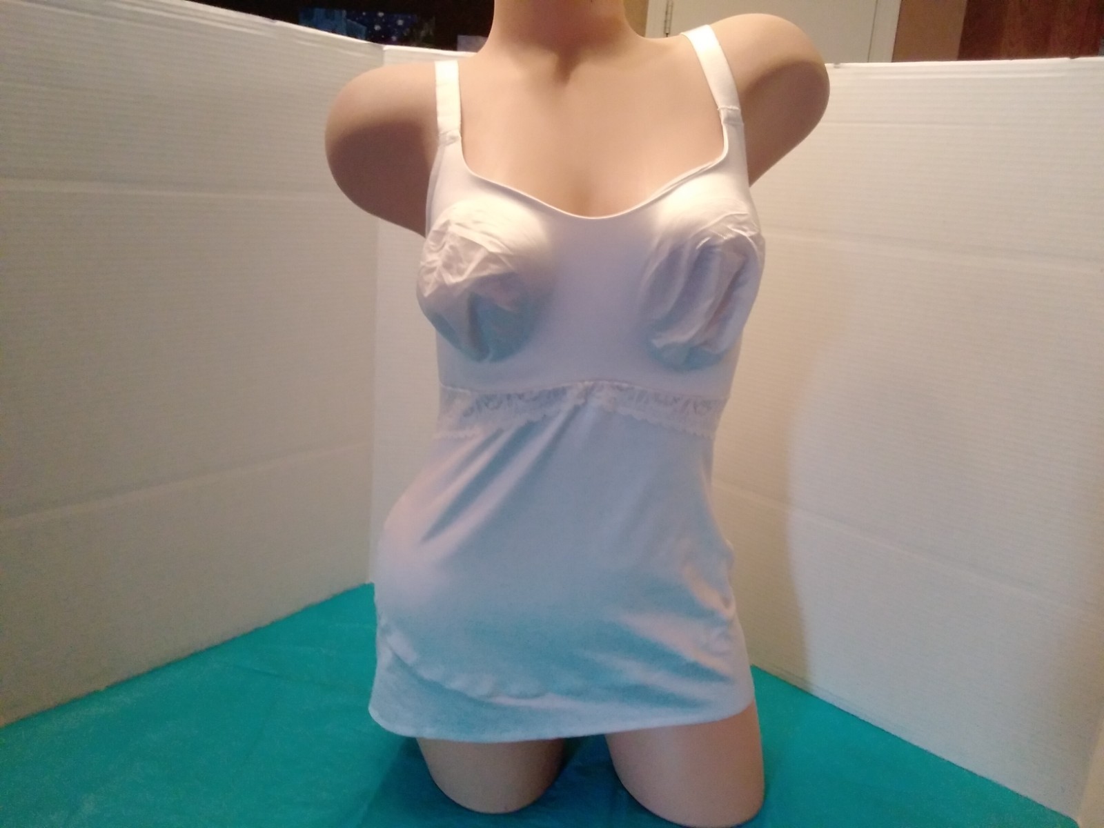 Ruby Ribbon Cami Shapewear Tank Top White Convertible SZ 40 Style 3024