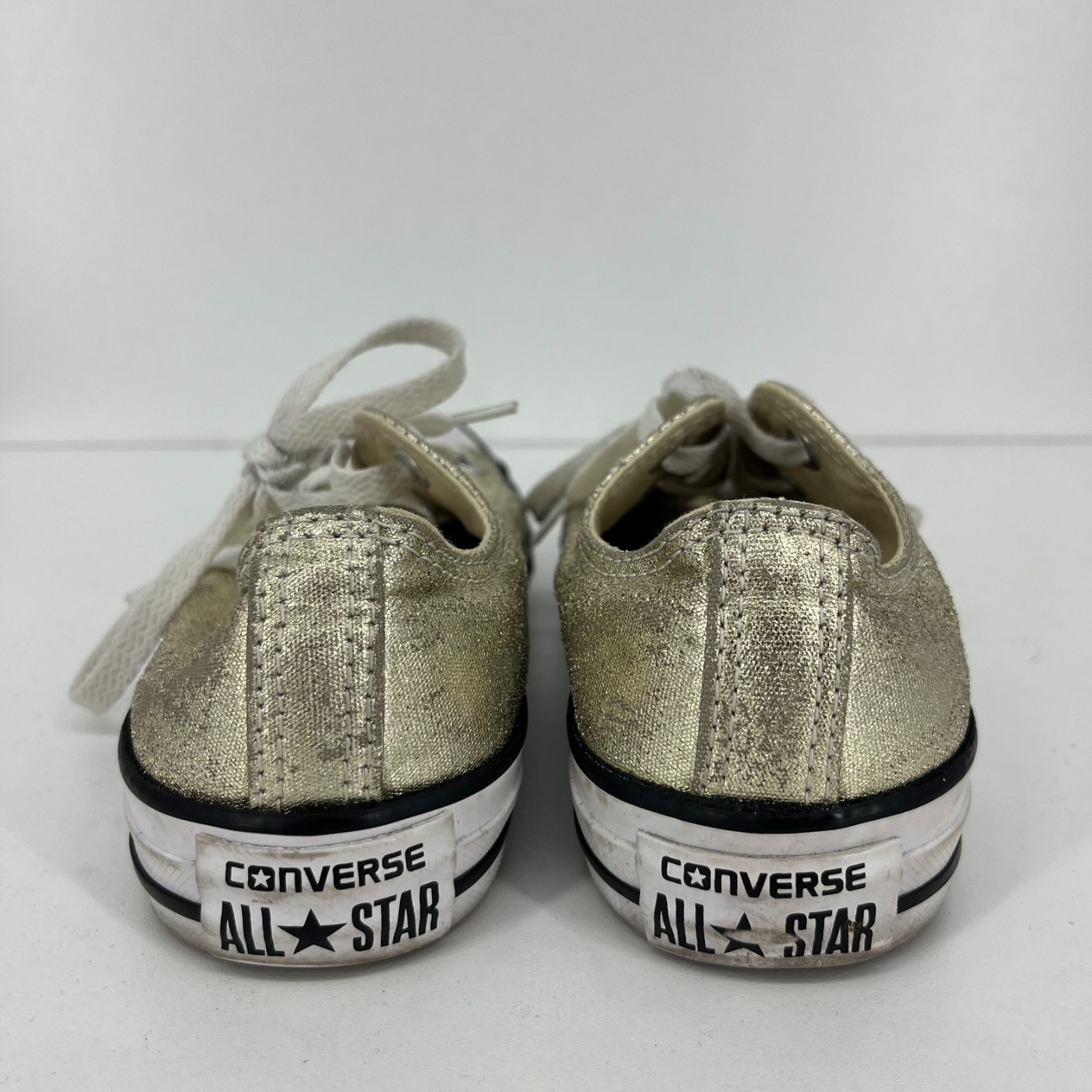 Converse Shoes Men’s 4 Women’s 6 Chuck Taylor All Star Ox Sneakers 153181F Gold