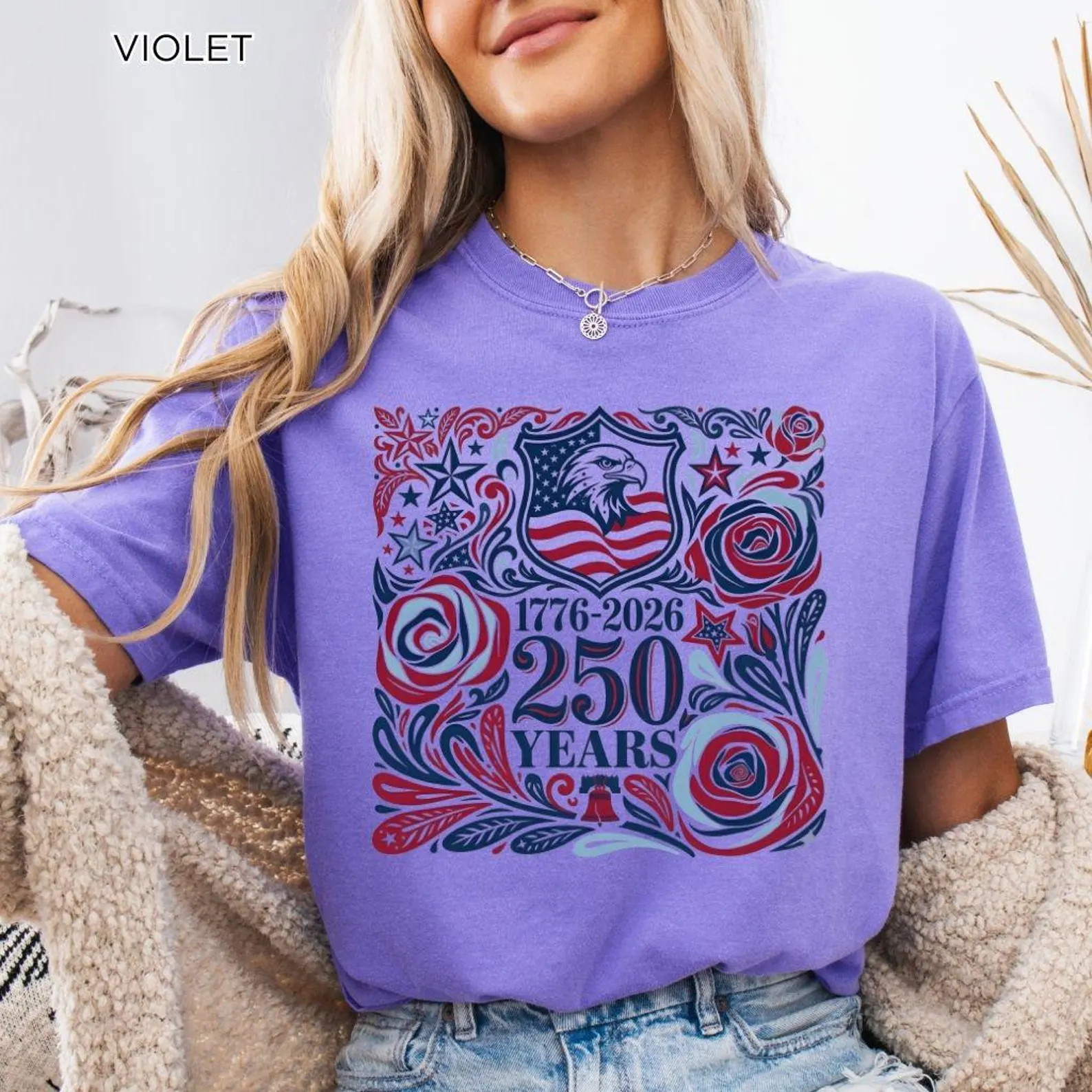 Retro 4th of July Floral USA Shirt Women 250th Anniversary Patriotic Flag Tee