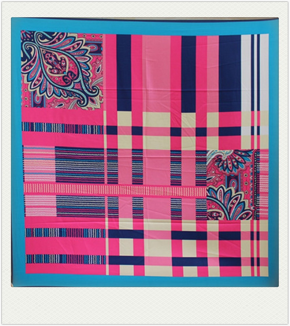 130*130cm stroll on the streets of Paris, 100% silk scarves +1 gift necklace #89